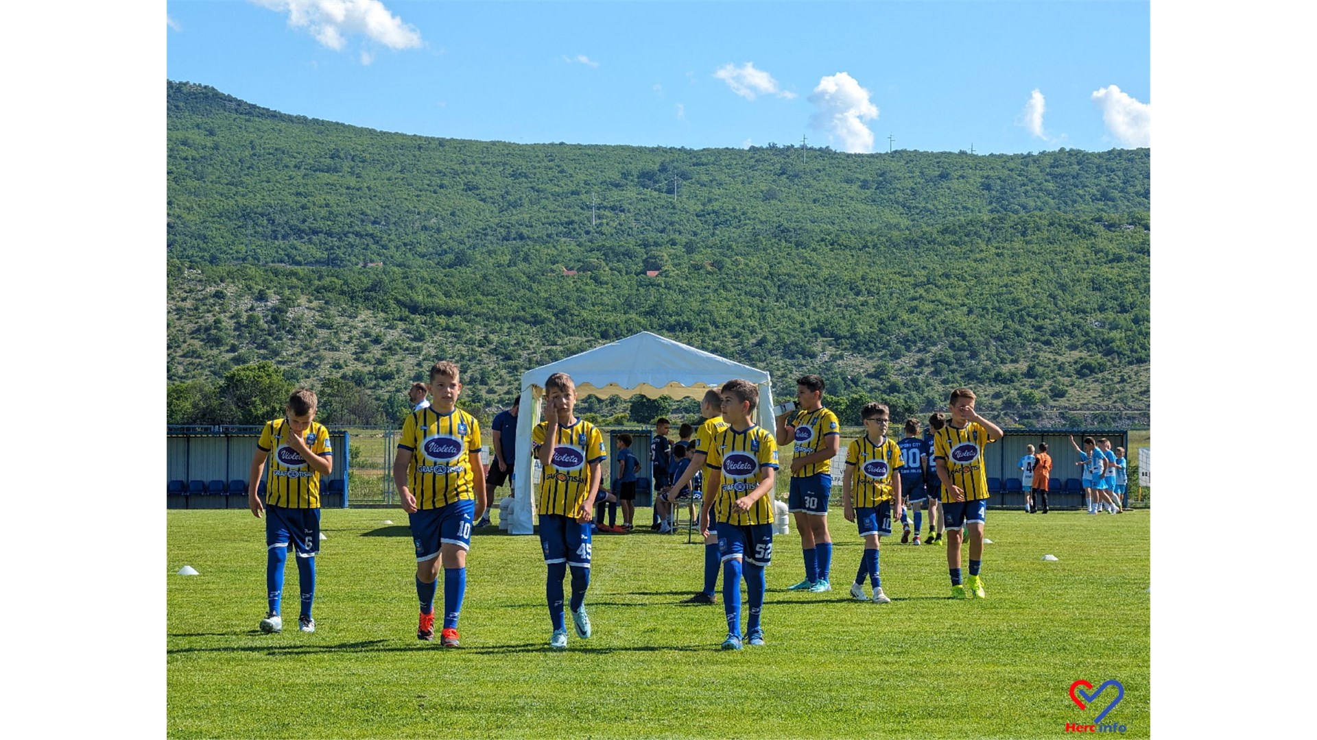 FOTO: Memorijalni turnir u čast Miša i Dine okupio u Grudama stotine djece iz BiH, Dalmacije...