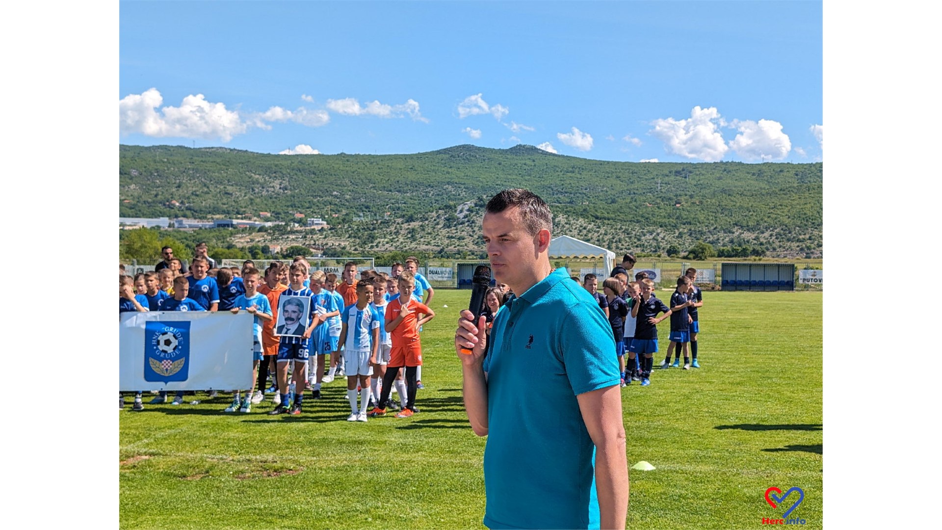 FOTO: Memorijalni turnir u čast Miša i Dine okupio u Grudama stotine djece iz BiH, Dalmacije...