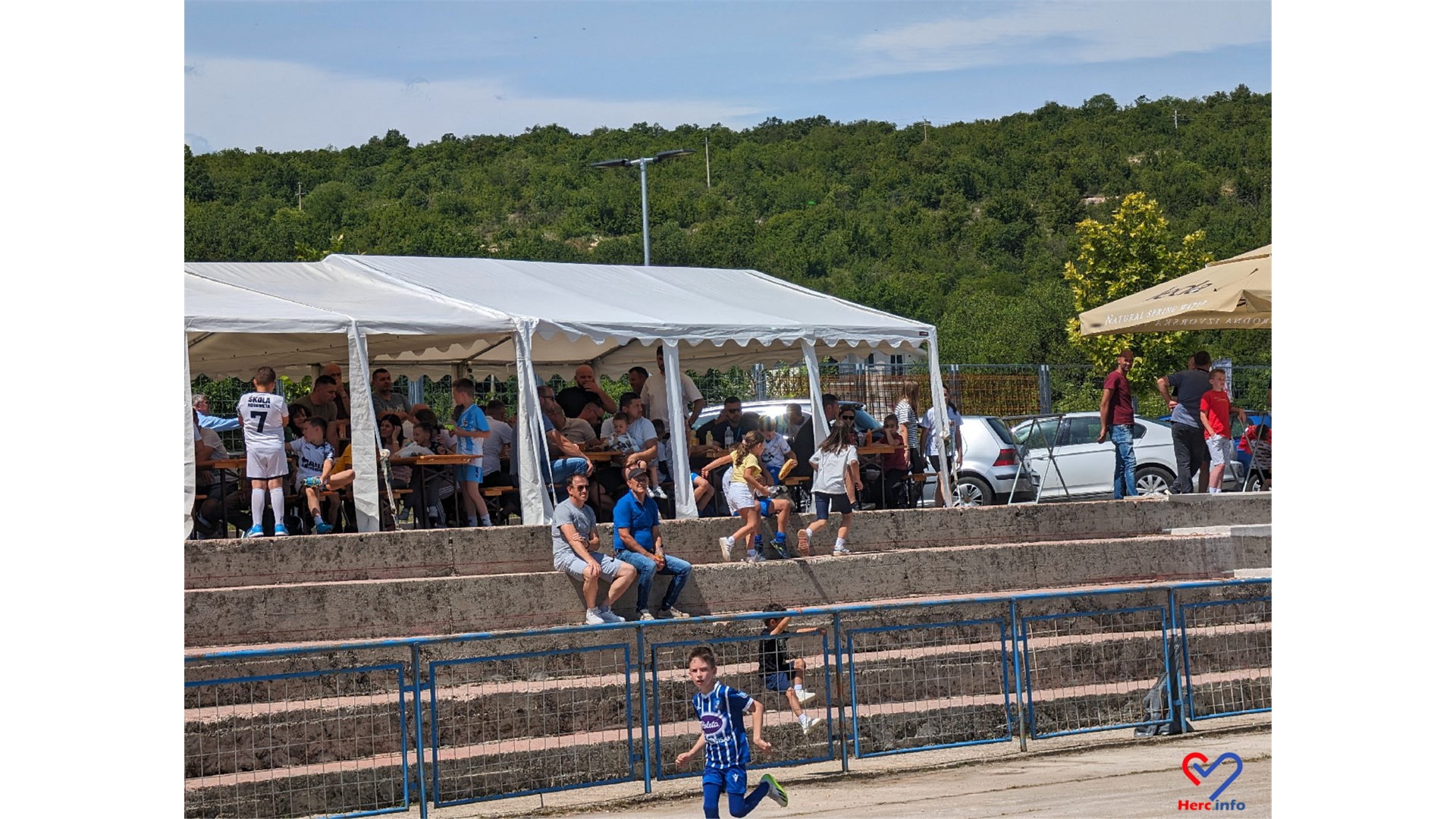 FOTO: Memorijalni turnir u čast Miša i Dine okupio u Grudama stotine djece iz BiH, Dalmacije...