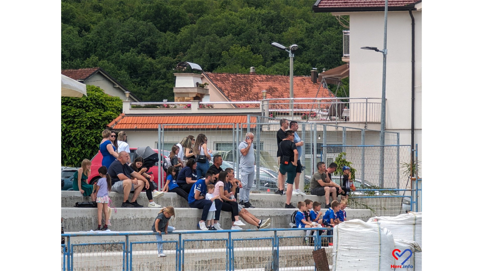 FOTO: Memorijalni turnir u čast Miša i Dine okupio u Grudama stotine djece iz BiH, Dalmacije...