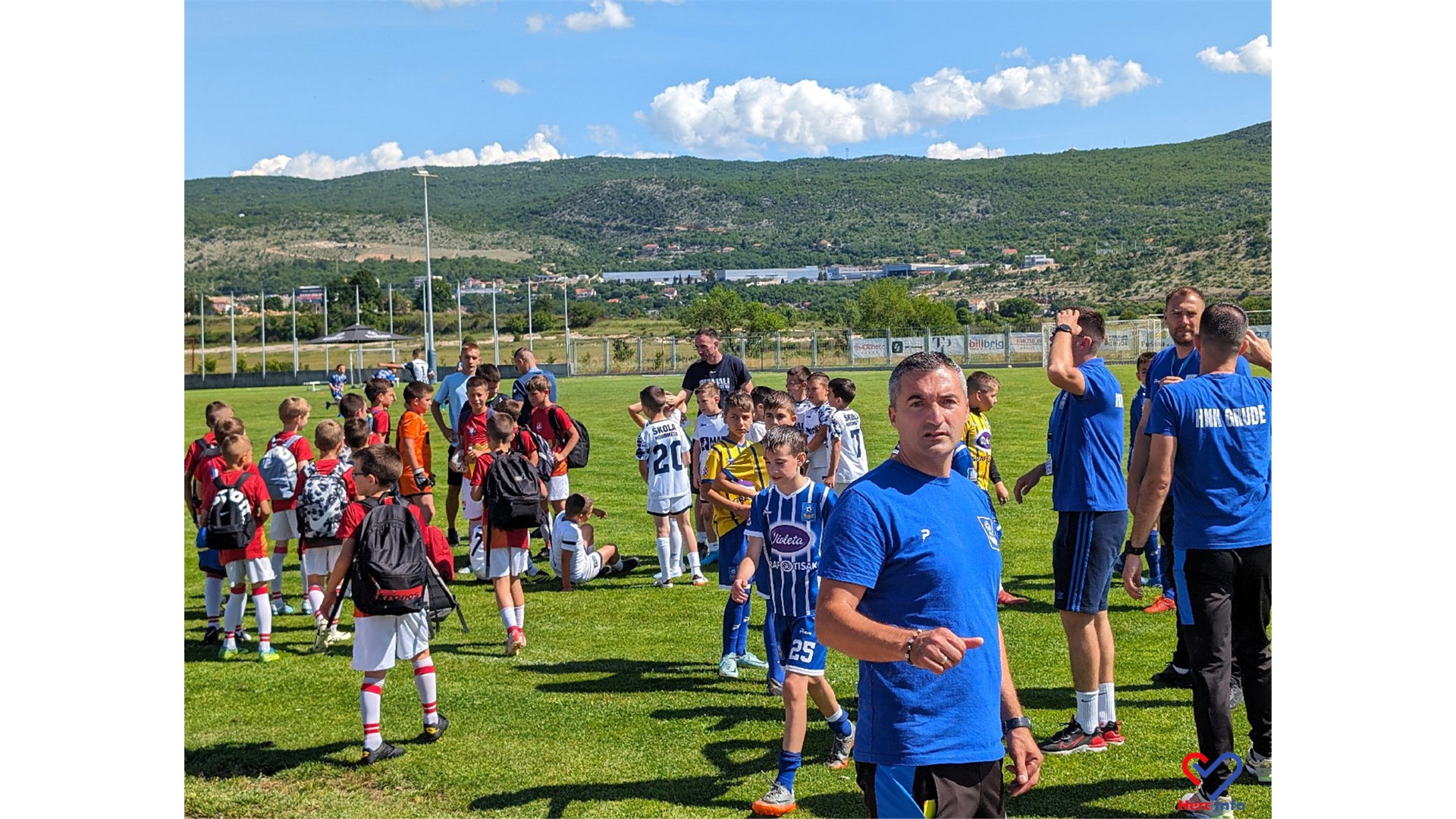 FOTO: Memorijalni turnir u čast Miša i Dine okupio u Grudama stotine djece iz BiH, Dalmacije...