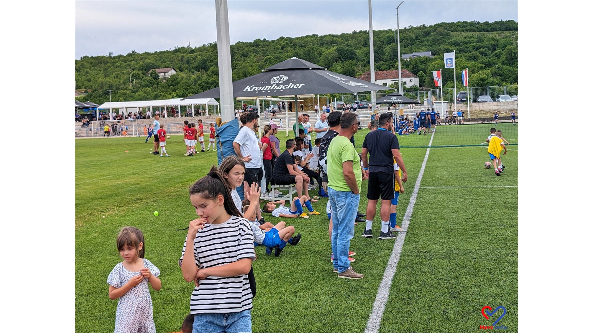 FOTO: Memorijalni turnir u čast Miša i Dine okupio u Grudama stotine djece iz BiH, Dalmacije...
