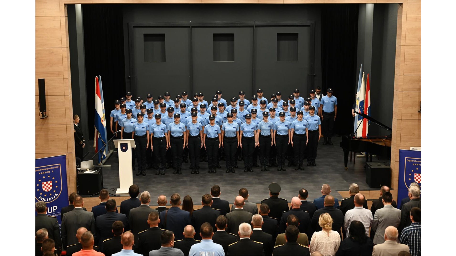 Svečano prisegnula 63 policijska kadeta MUP-a ŽZH