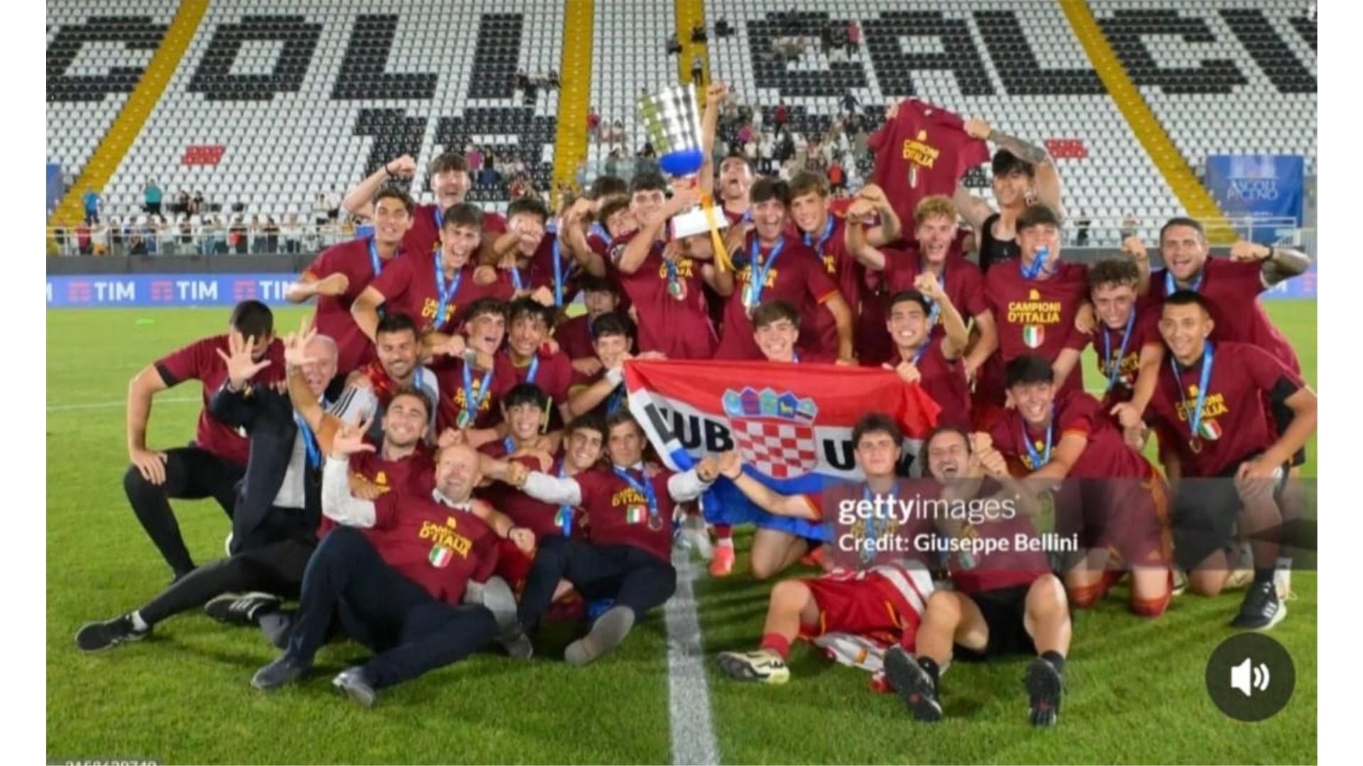 Ovo je prvak Italije iz Ljubuškog! Pavle Šarac s Romom osvojio Scudetto