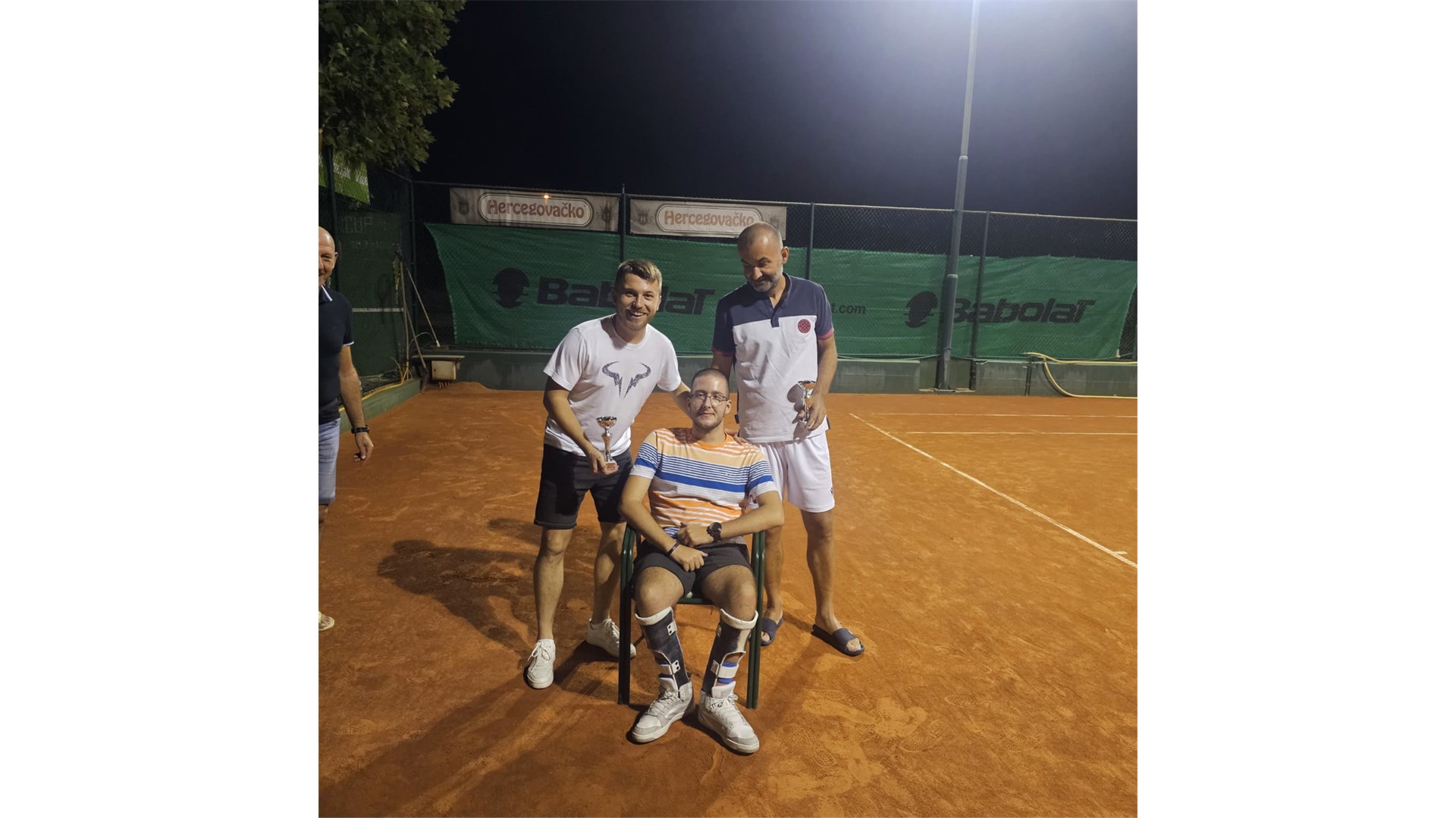 FOTO - Završen 12. LOVRIN CUP 2024. u organizaciji TK Grude! Bivši trener Dinama Zoran Mamić slavio u paru s Brkićem