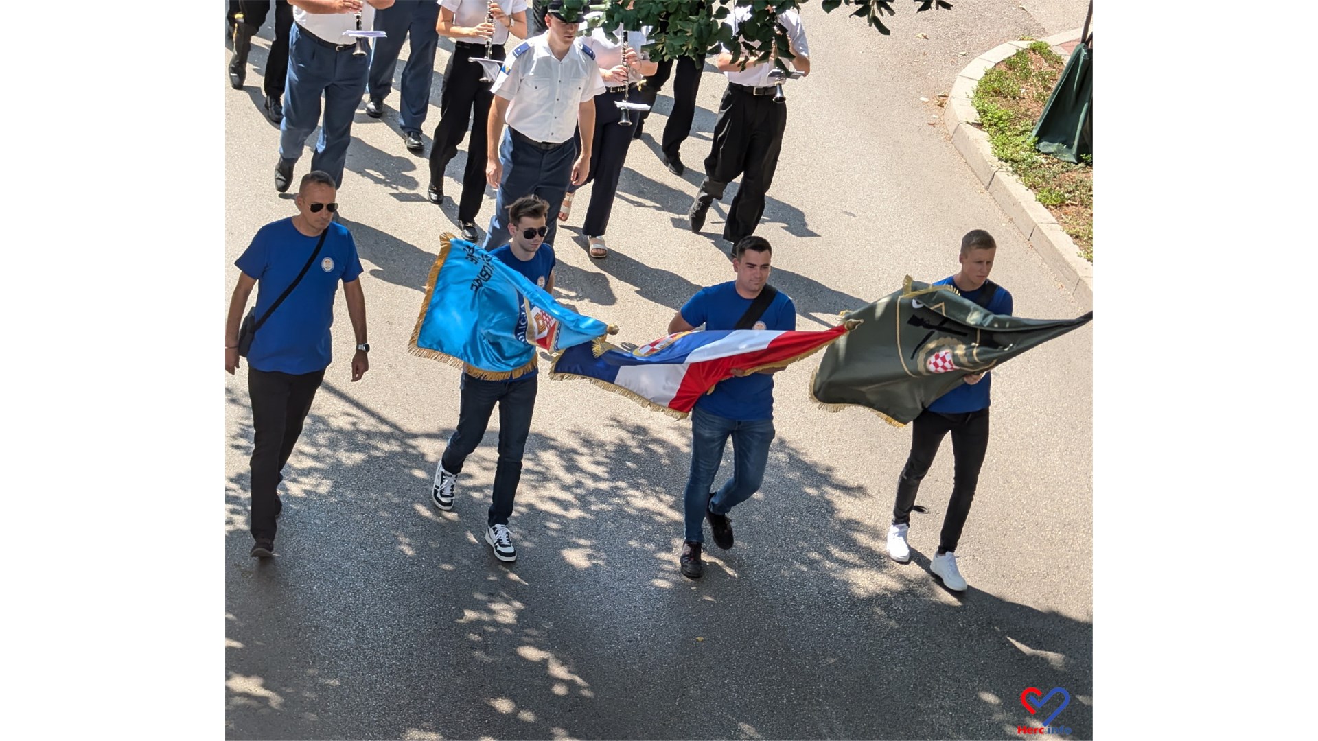 FOTO: Mimohod povodom obljetnice nositelja ratnih odličja HVO-a u Mostaru
