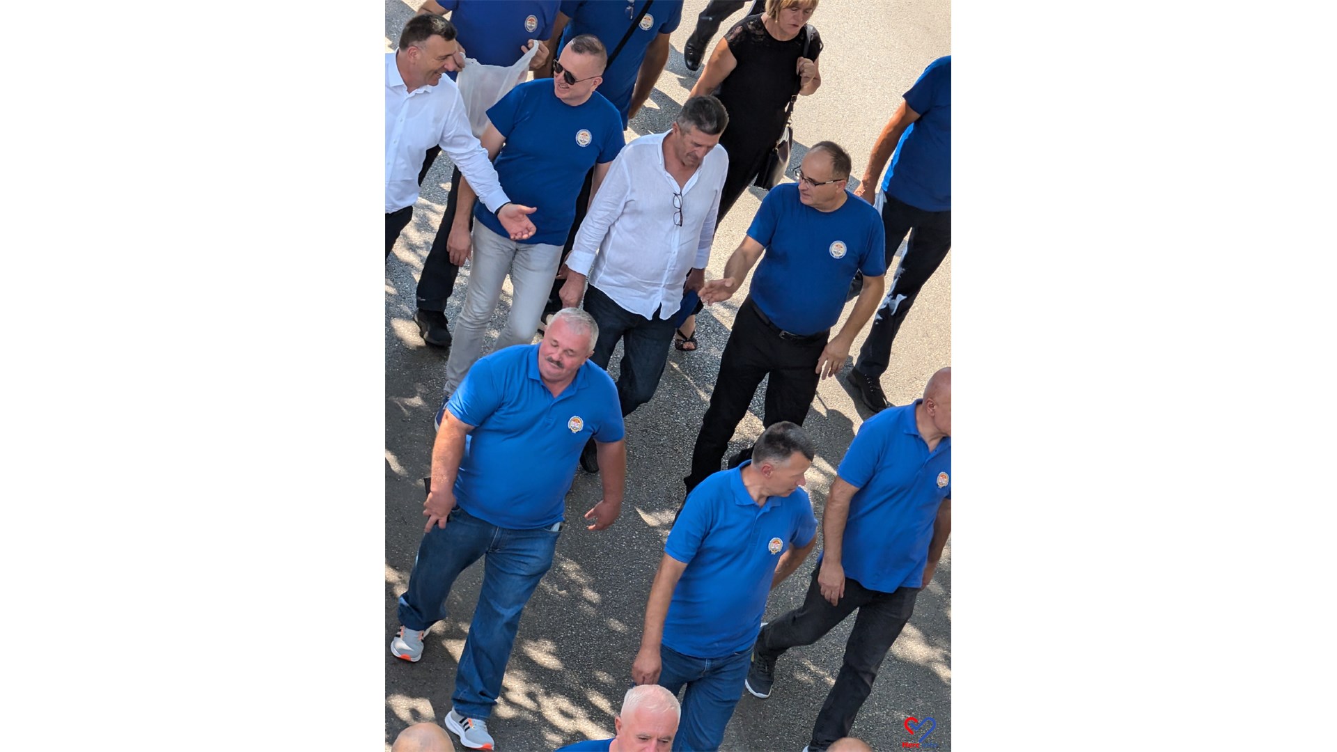 FOTO: Mimohod povodom obljetnice nositelja ratnih odličja HVO-a u Mostaru