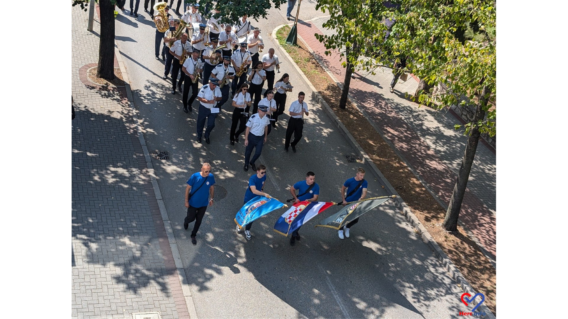 FOTO: Mimohod povodom obljetnice nositelja ratnih odličja HVO-a u Mostaru