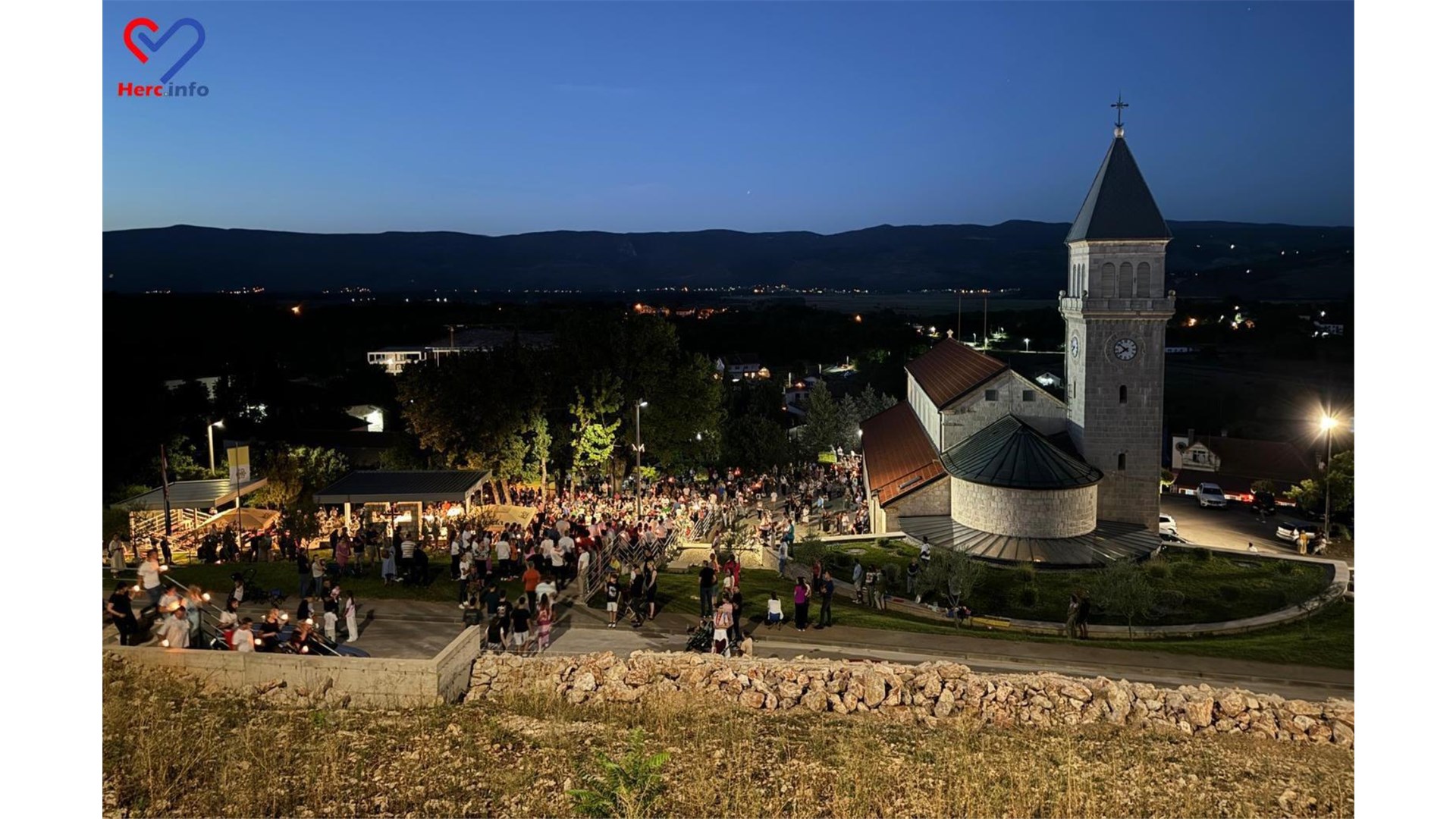 FOTO: Fra Ivo Pavić na tri dana učinio Drinovce vjerskim središtem, uspio je ono što mnogi ne znaju ili ne žele napraviti