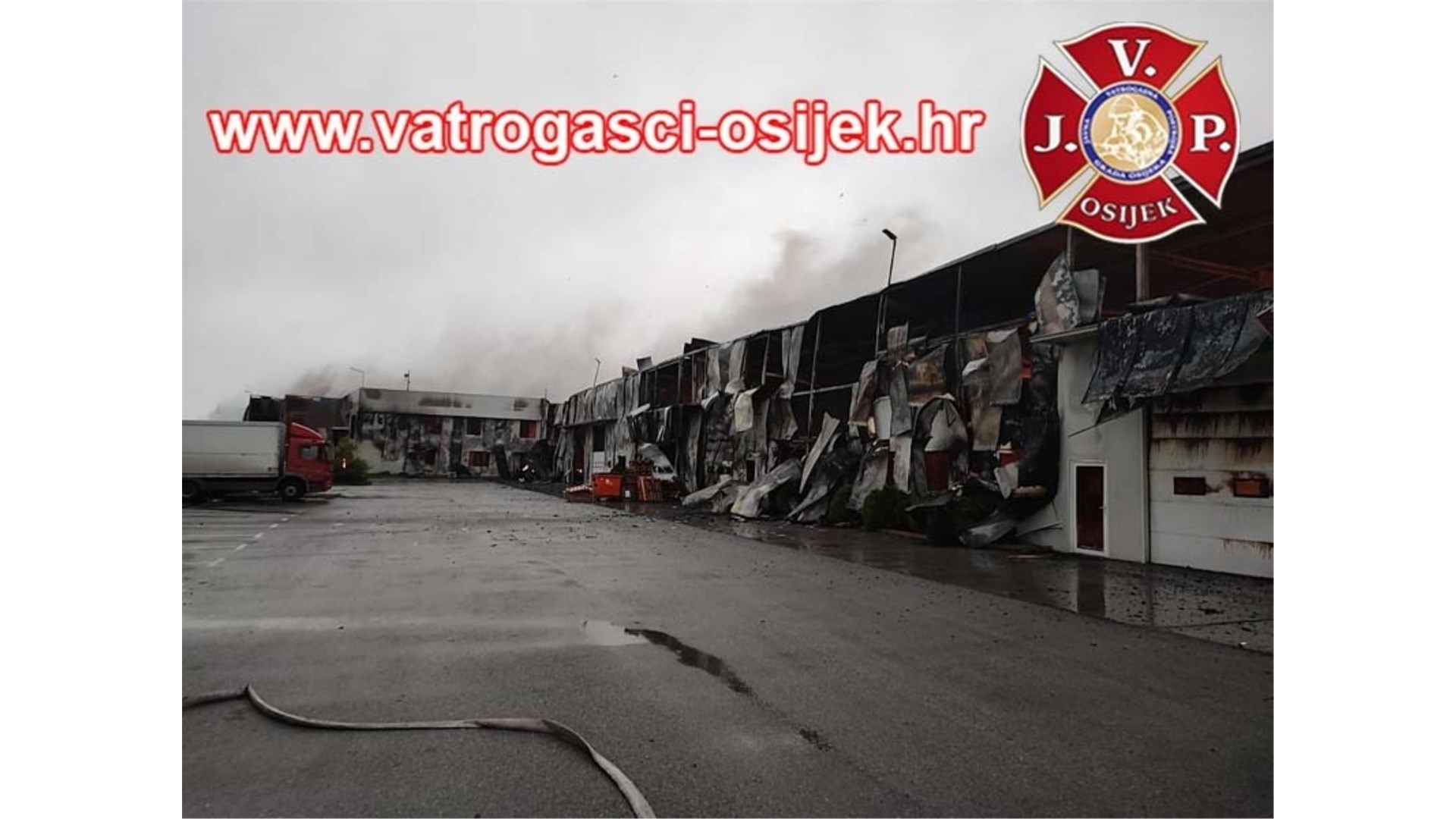 OSIJEK: Ogroman požar u skladištima tvrtki
