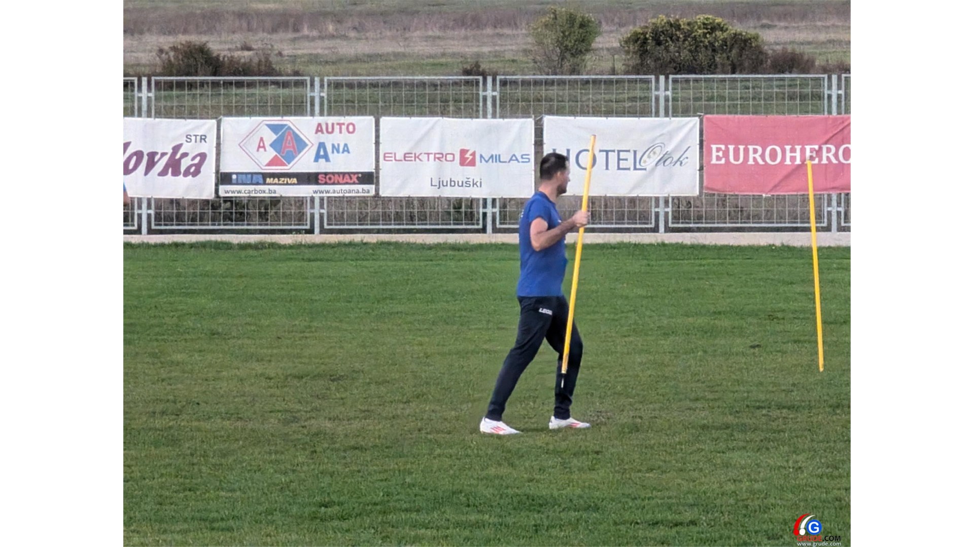 FOTO/VIDEO: Majice igrača HNK Grude natopljene znojem pred utakmicu s Brotnjom!