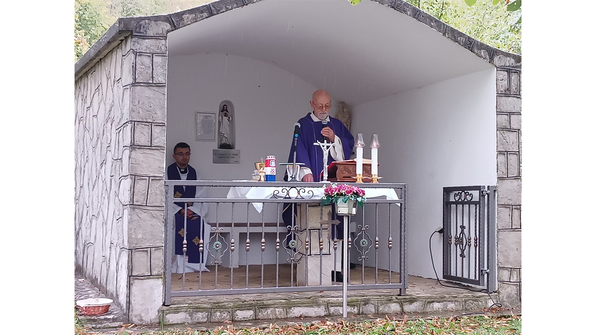 Misom zadušnicom obilježena 31. obljetnica na Vrdima FOTO