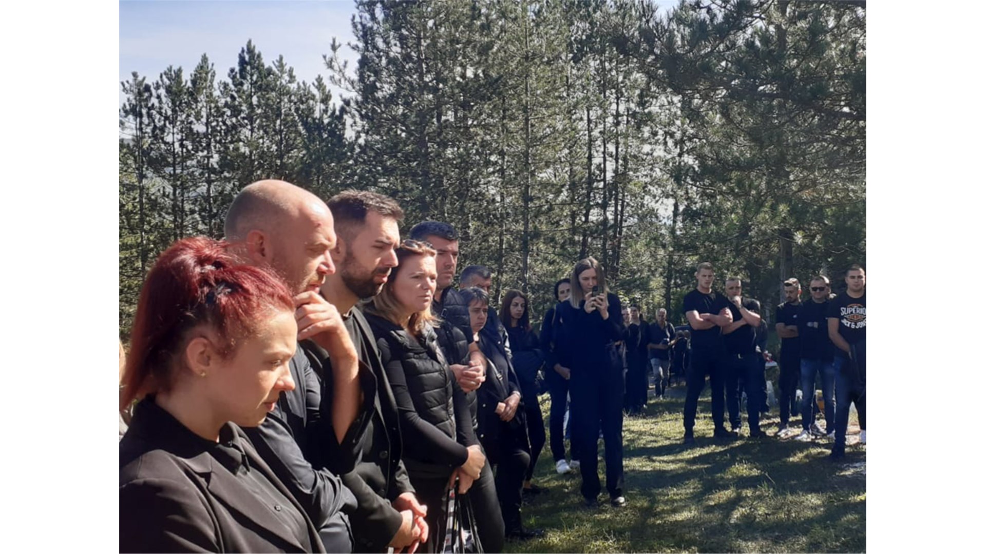 FOTO: Brojni se oprostili od prvog stradalog u poplavama u župi Podhum/Žitače