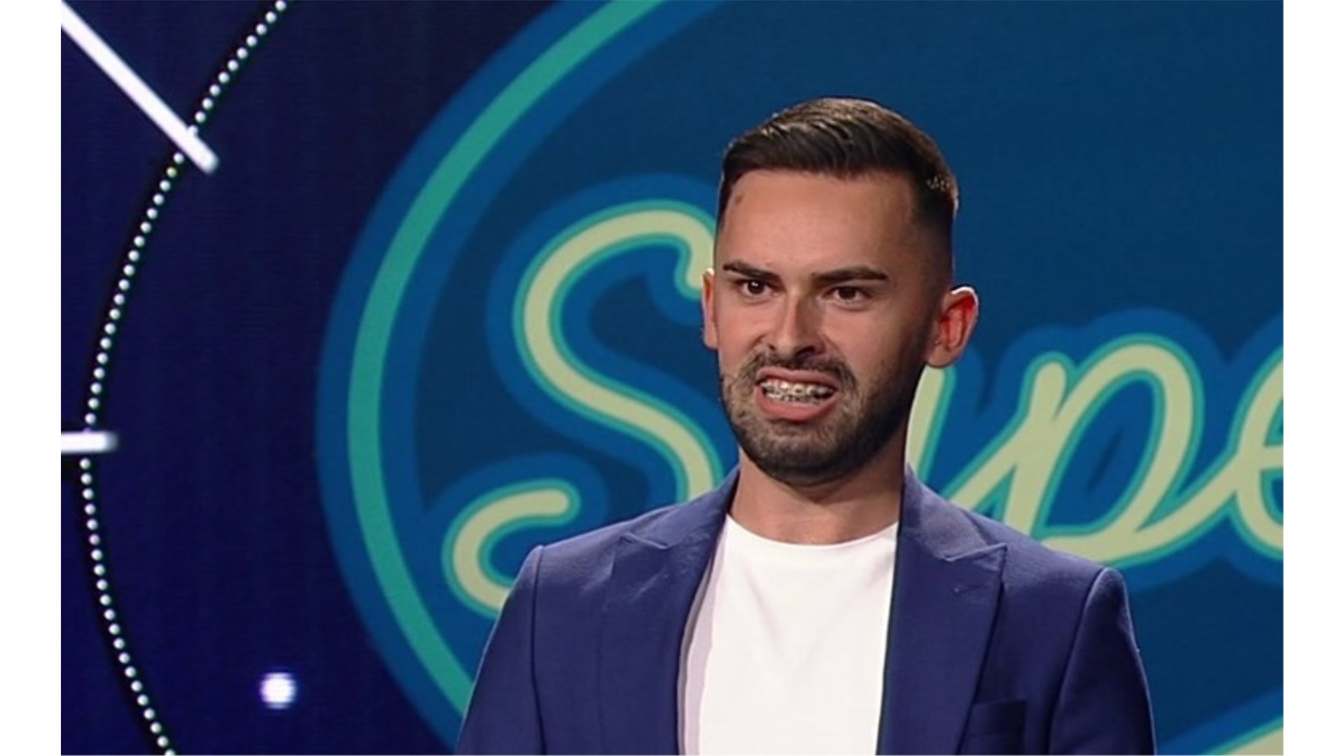 Valentin iz Kiseljaka dirnuo žiri Superstara svojom životnom pričom, pobijedio bolest, a pjevanjem pobjeđuje njene posljedice