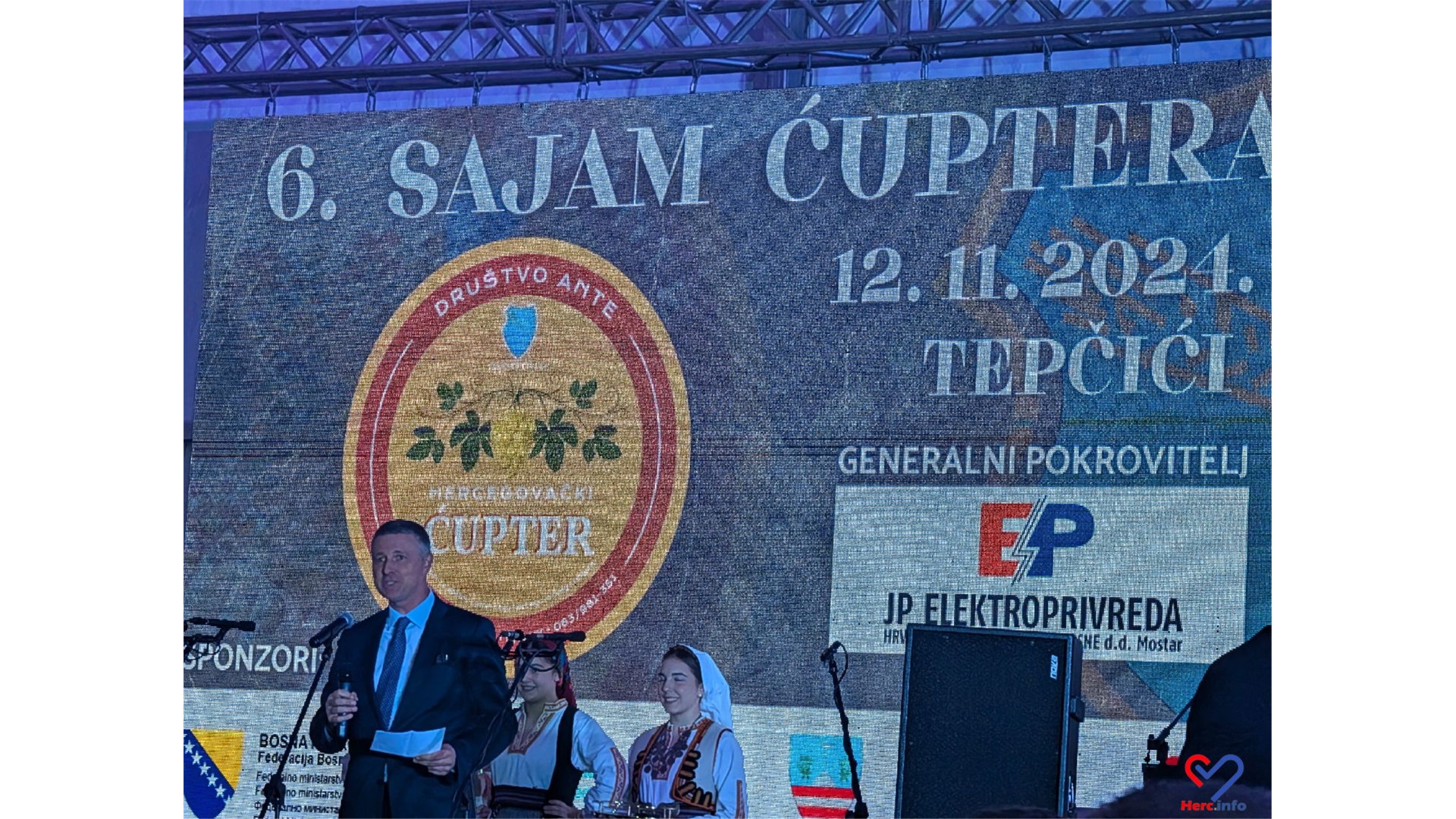 FOTO: Sajam ćuptera oduševio! Fra Mile Vlašić: Ćupter je mali i sladak, i ima veliku vrijednost