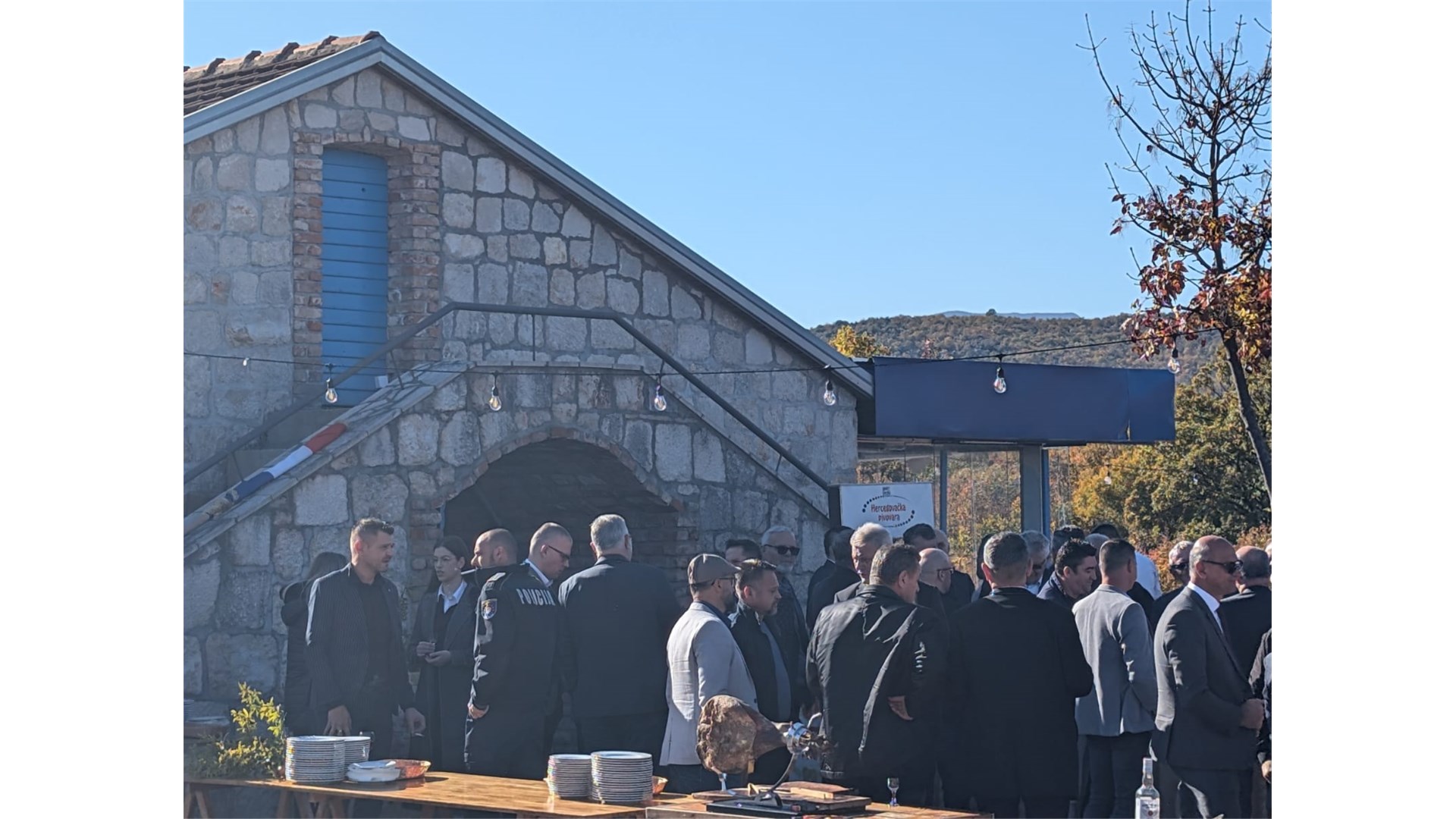 FOTO: POČEO 12. SUSRET GOSPODARSTVENIKA OPĆINE GRUDE, razgovara se o cestovnim temama