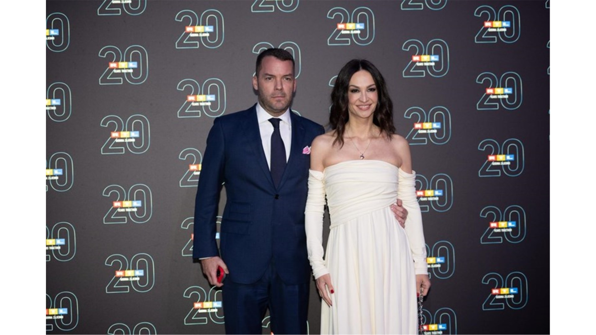Odvjetnik Olujić suprug je poznate Hercegovke. Kum im je bio Petrač mlađi koji je pod istragom