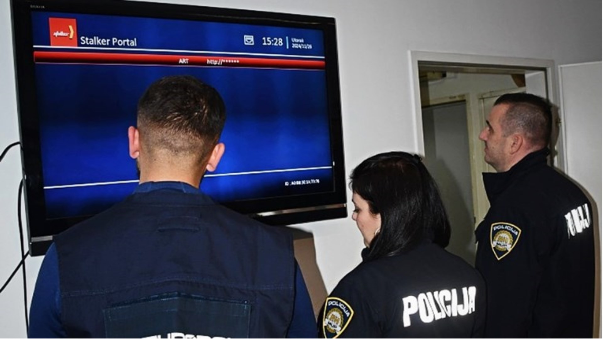 Objavljeni detalji: Uhićeno 11 osoba, zaplijenjeno 270 IPTV opreme, otkriveno više od 560 preprodavača, nađeni i droga, oružje...