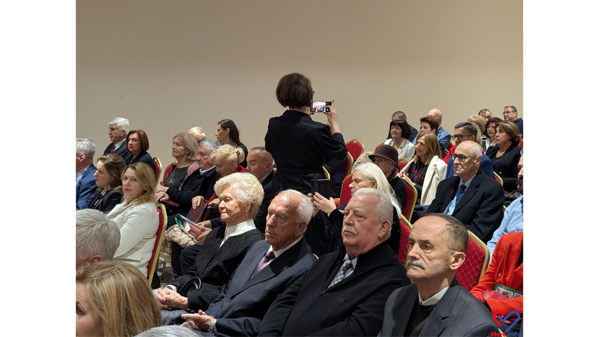 FOTO: Josip Muselimović predstavio novu knjigu i proslavio 80. rođendan!