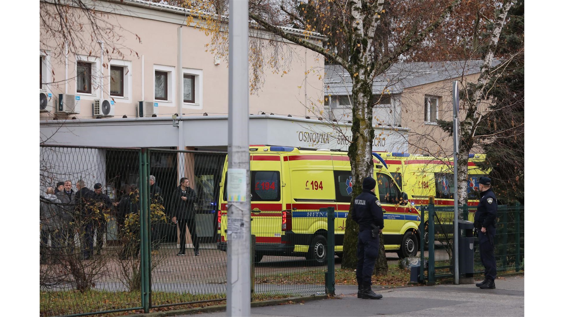 Dijete preminulo nakon napada u Zagrebu. Učiteljica i djeca ozlijeđeni