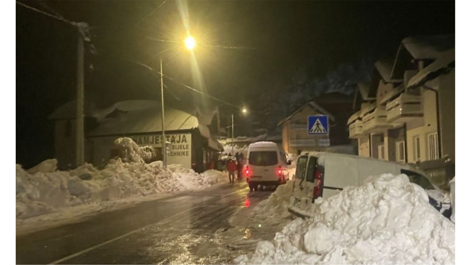 Detalji tragedije: Sin donio agregat iz Njemačke, susjed govorio o šoku koji ga je dočekao