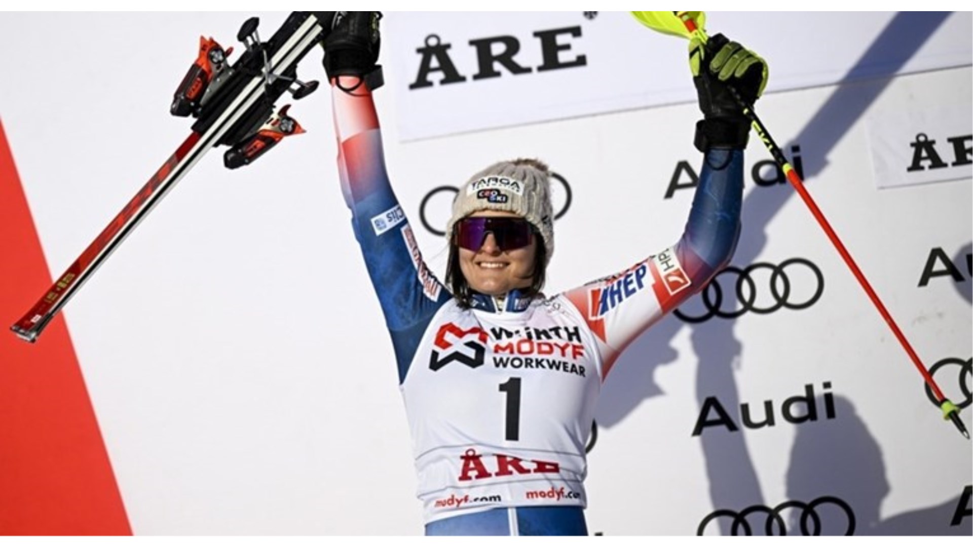 ZRINKA LJUTIĆ slavila u Kranjskoj gori! Vodeća je skijašica svijeta!