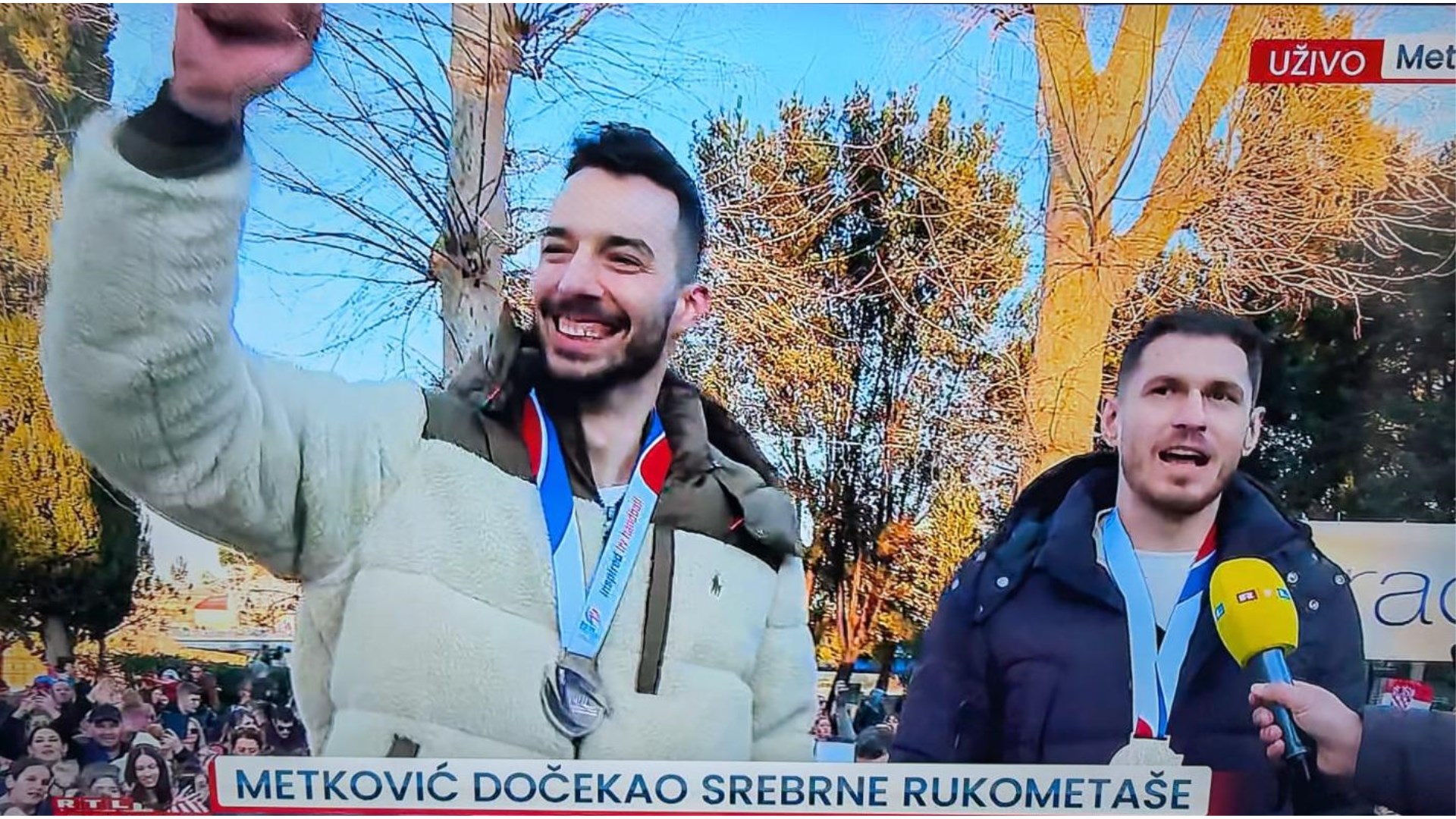 Metković dočekao Srnu i Jelinića: Lijepo je biti Hrvat! Srnin otac: Bože daj svake godine ovako