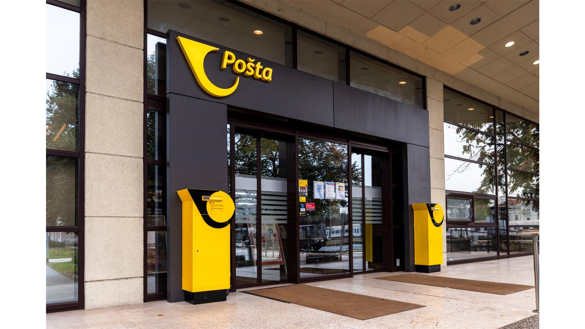 Hrvatska pošta daje otkaze i traži radnike