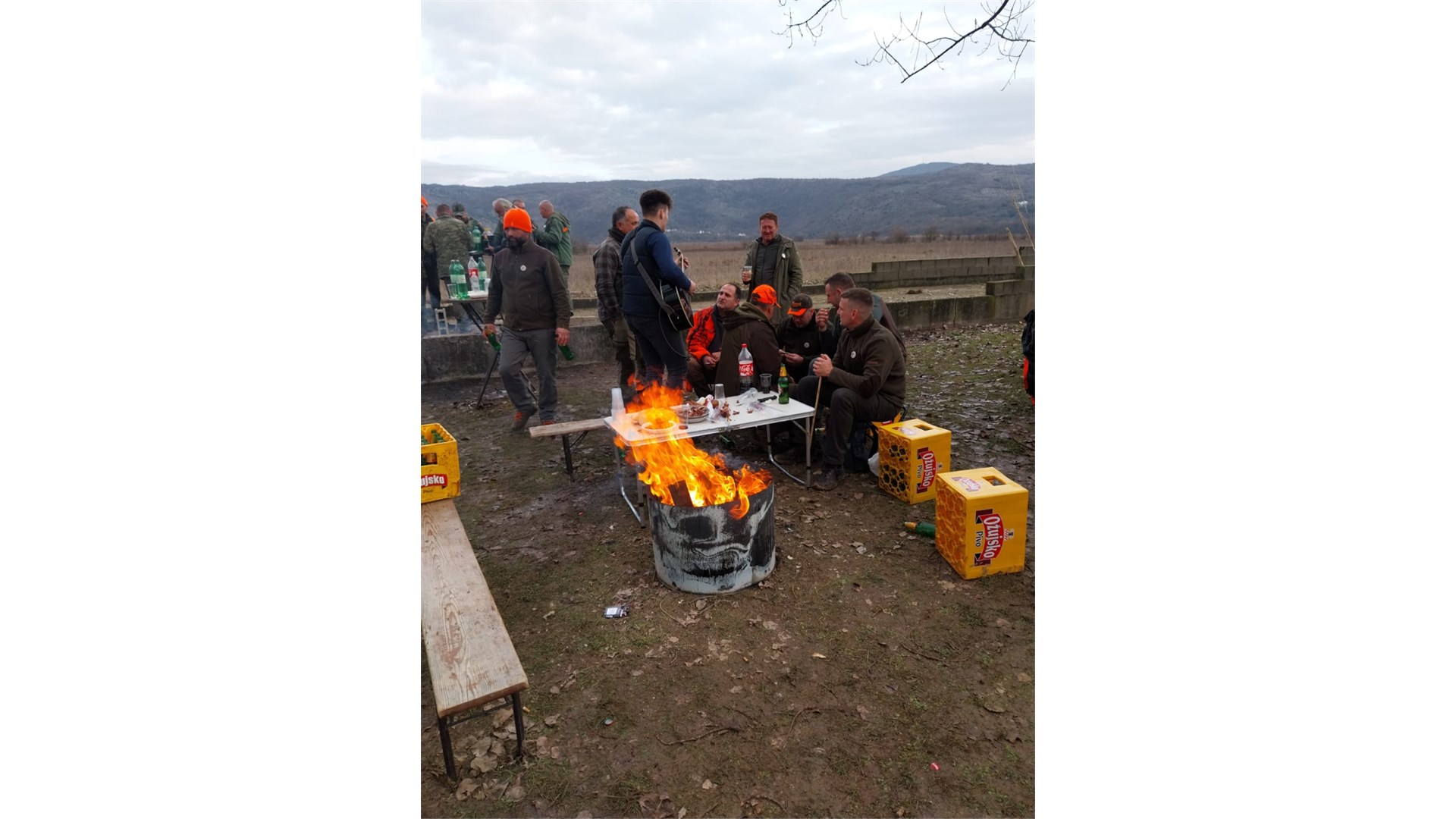 HLU Malič Grude uspješno organizirao hajku na štetočinu, a onda odličnu feštu i pomoć sugrađaninu FOTO