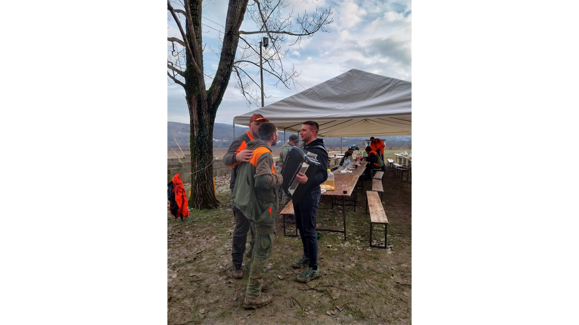 HLU Malič Grude uspješno organizirao hajku na štetočinu, a onda odličnu feštu i pomoć sugrađaninu FOTO