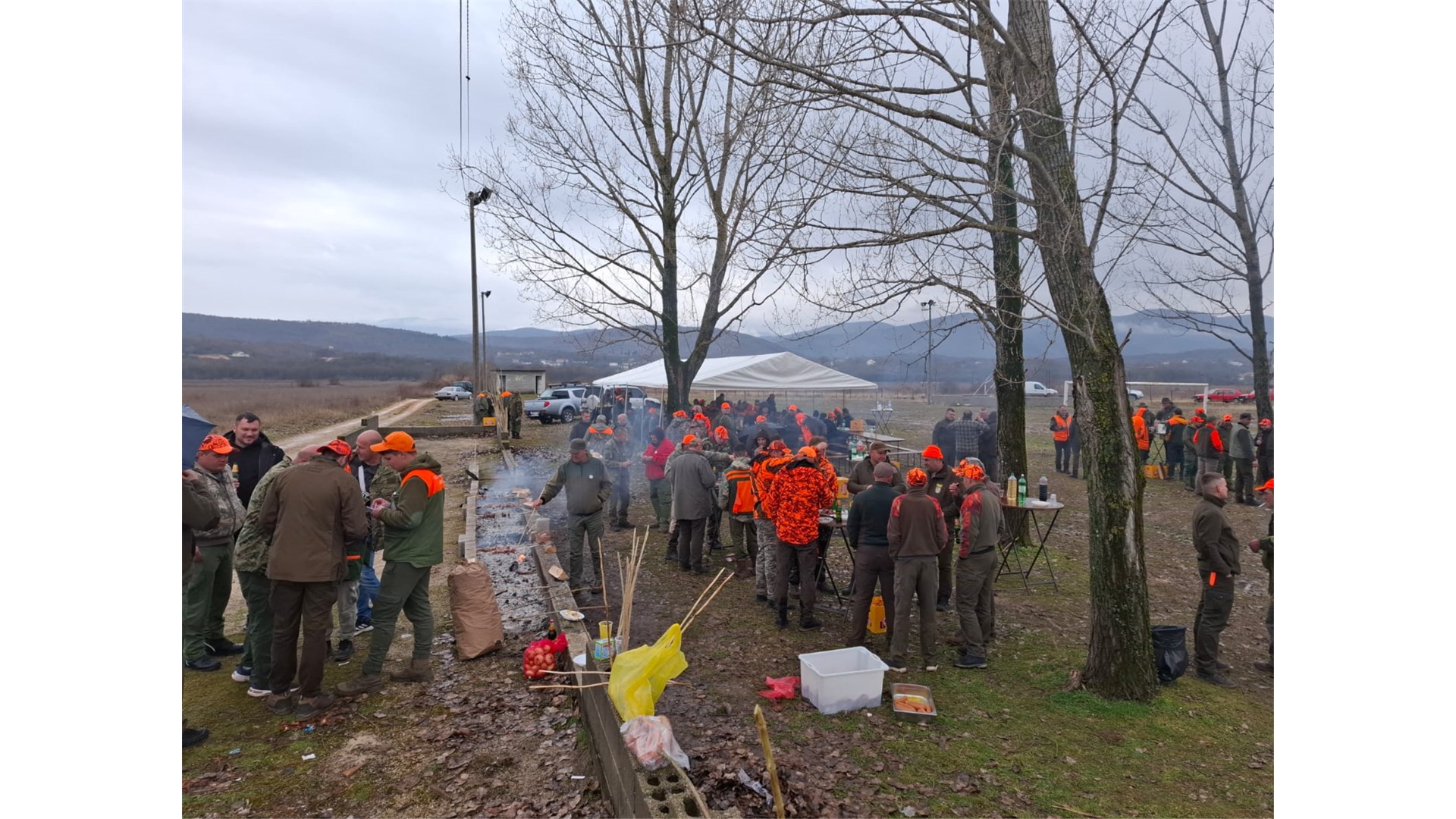 HLU Malič Grude uspješno organizirao hajku na štetočinu, a onda odličnu feštu i pomoć sugrađaninu FOTO