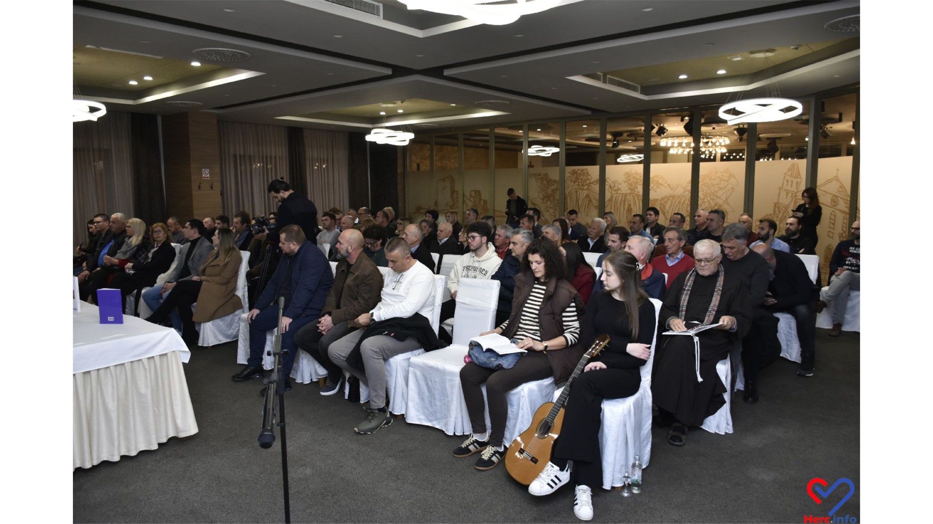 FOTO: U Ljubuškom predstavljen 6. 'Bilig' i priča o jednom hrvatskom hercegovačkom selu