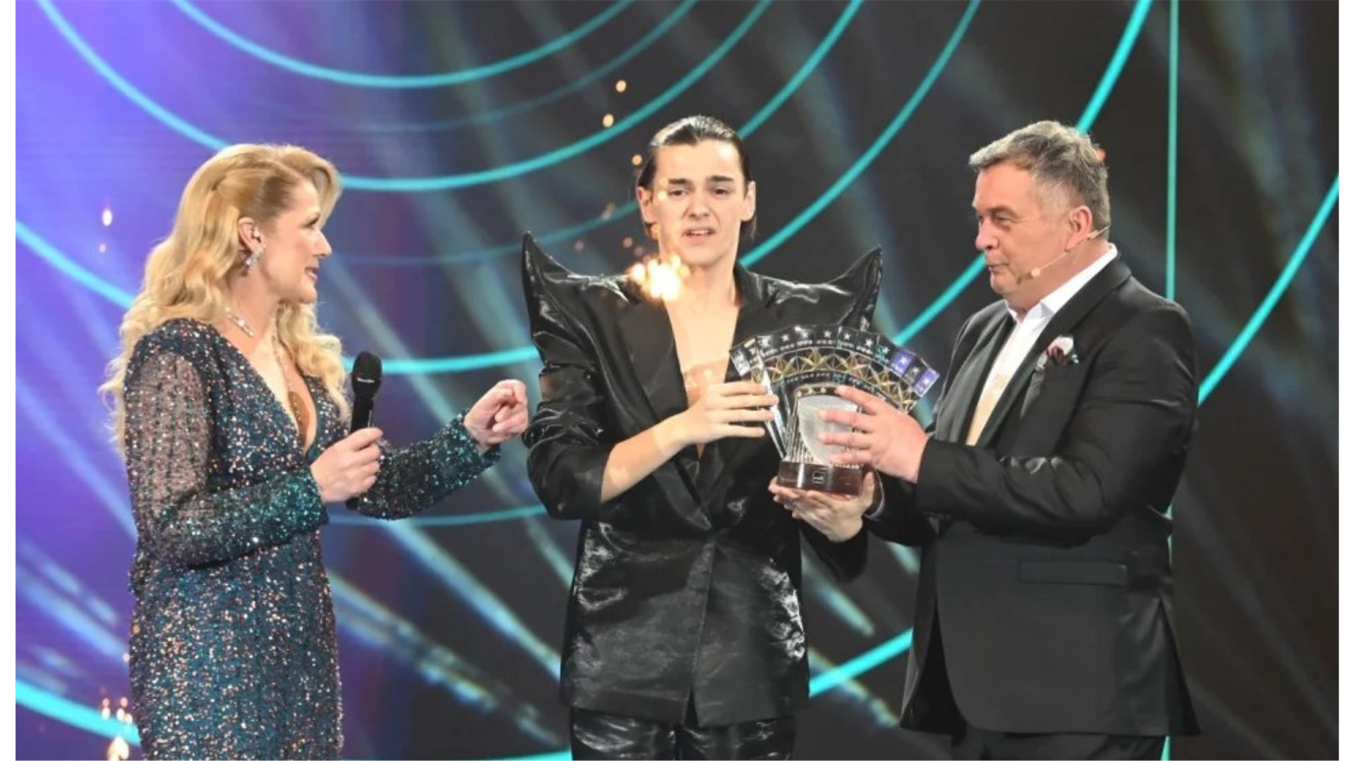 Marko Bošnjak je prve nastupe imao u crkvenom zboru, a skužio je recept za Eurosong: 'Tamo treba ići s nekim show kaosom'