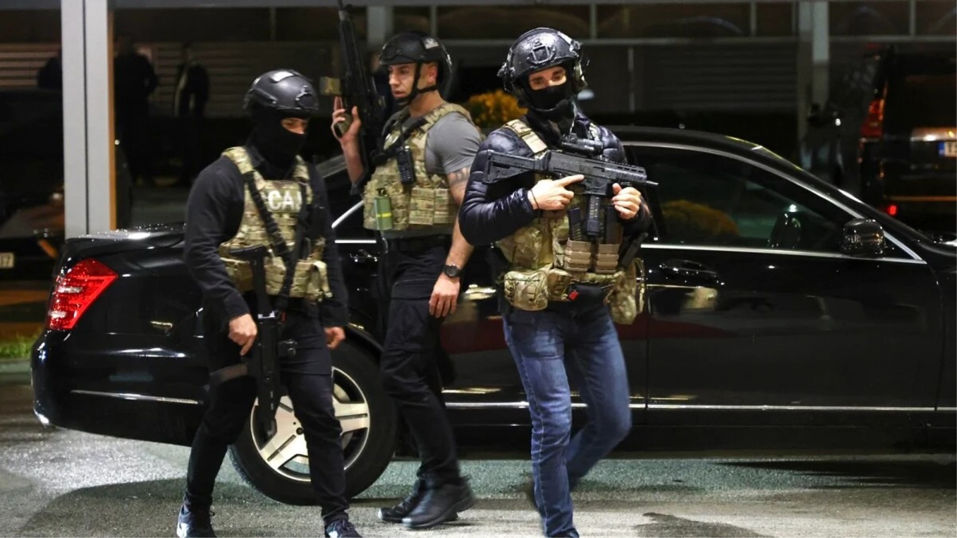 Federalna policija u BiH podigla stupanj pripravnosti! Dodika čuvaju naoružani srpski specijalci