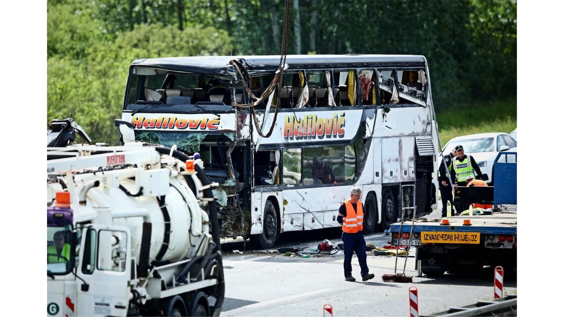Uhićeni vozači autobusa i auta! Potvrđeno da divljač nije uzrok tragedije