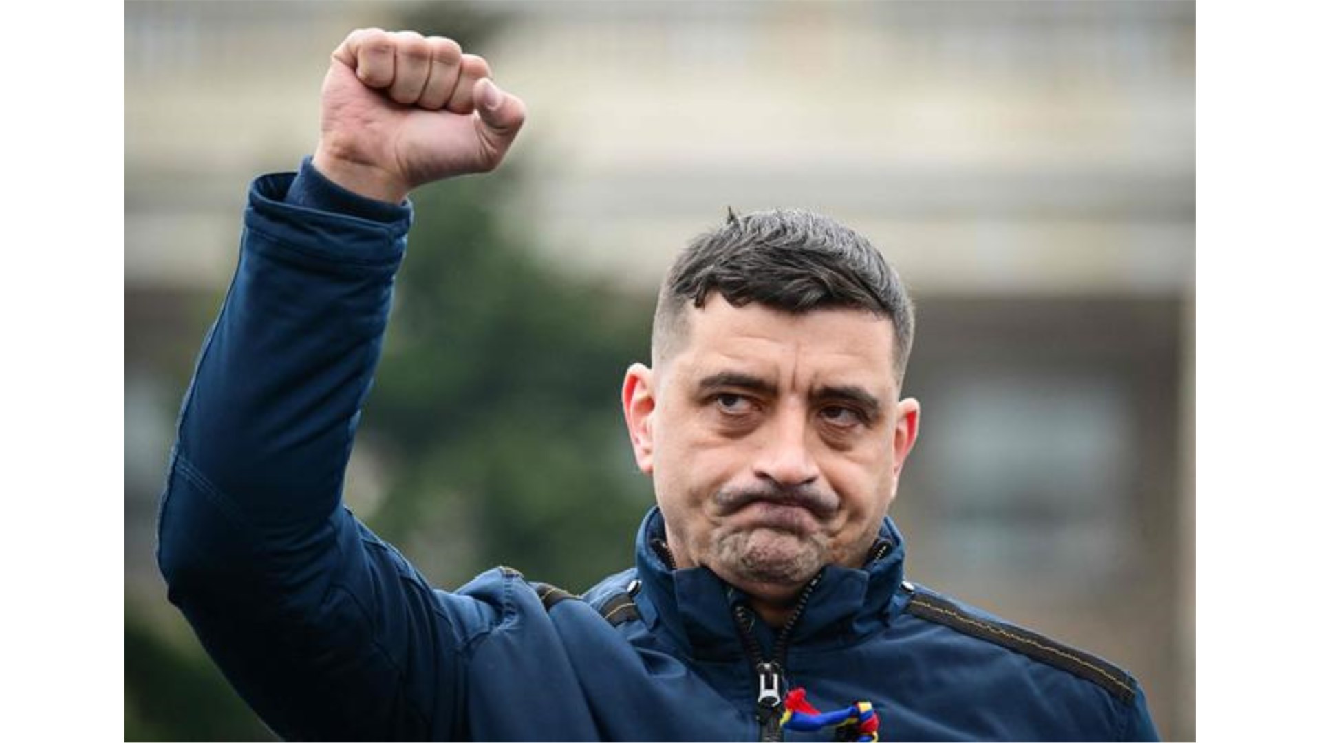 Rumunjski Trump slavio u prvom krugu izbora! Krajnja desnica blizu velikog slavlja
