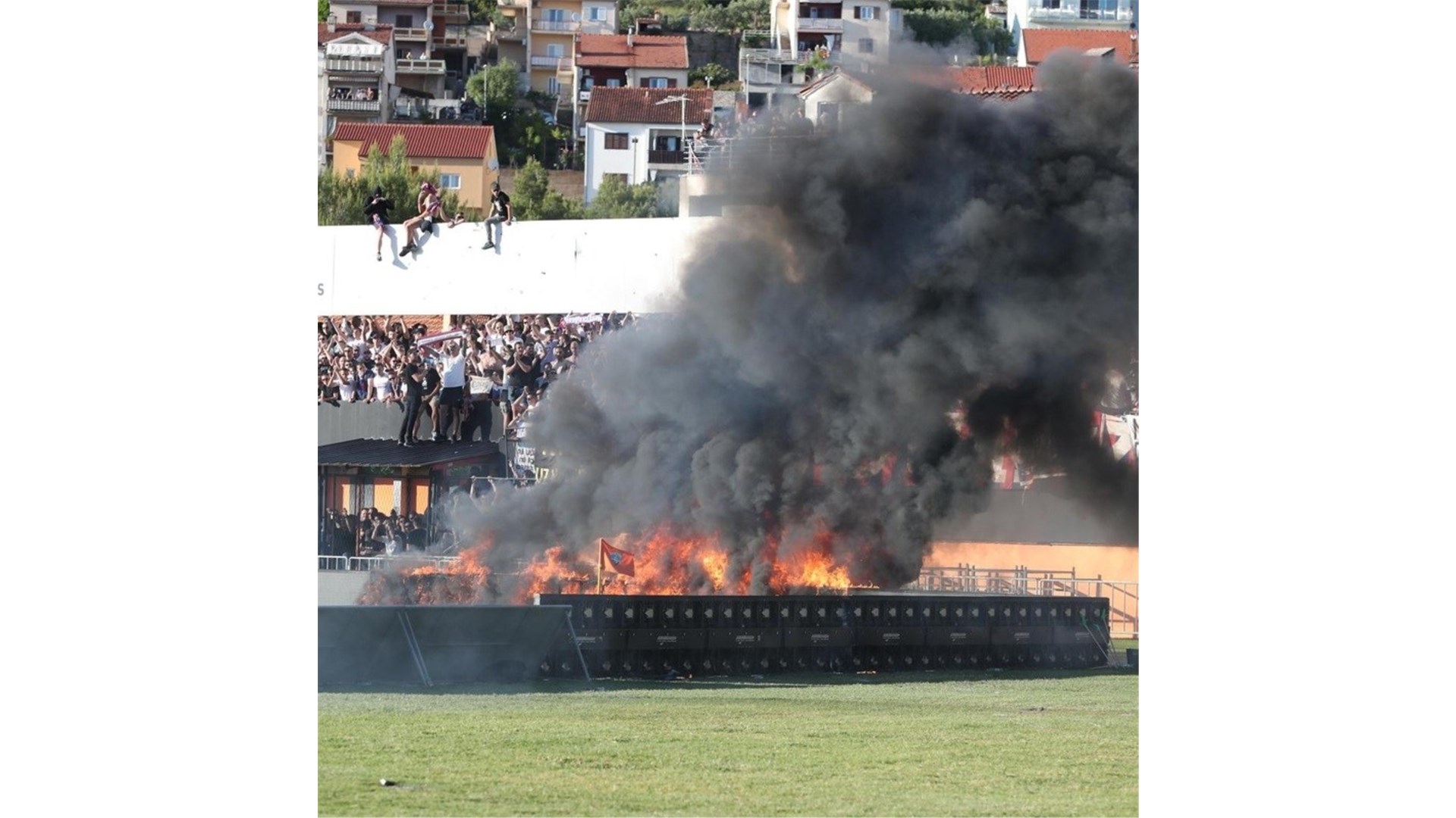 Torcida svoj klub počastila paprenom kaznom, evo kako su kažnjeni ostali