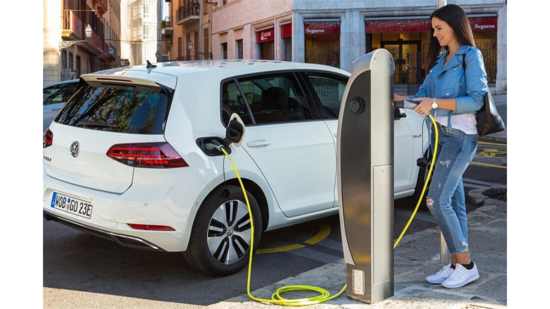 ANALIZA - Električni auti nakon dvije godine gube više od pola svoje vrijednosti