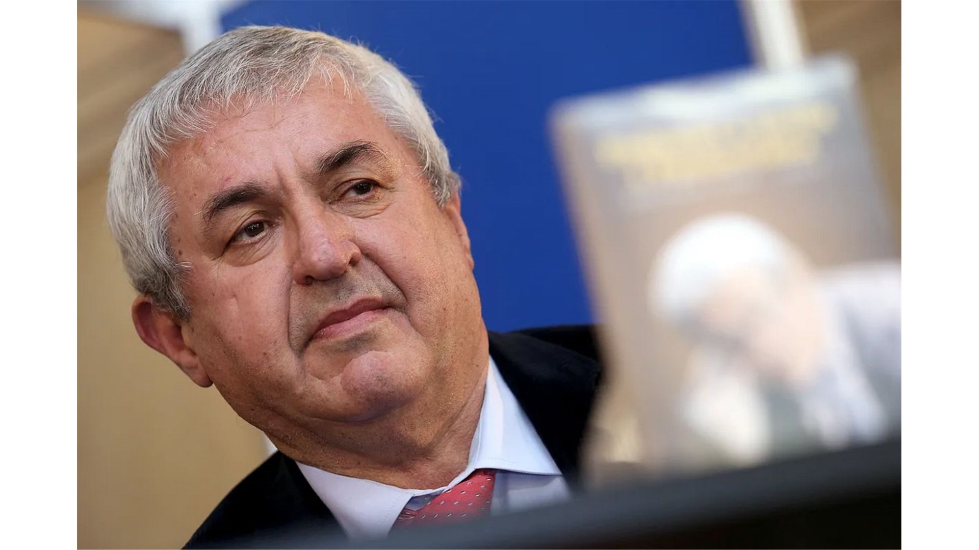 Preminuo legendarni kolumnist Milan Ivkošić