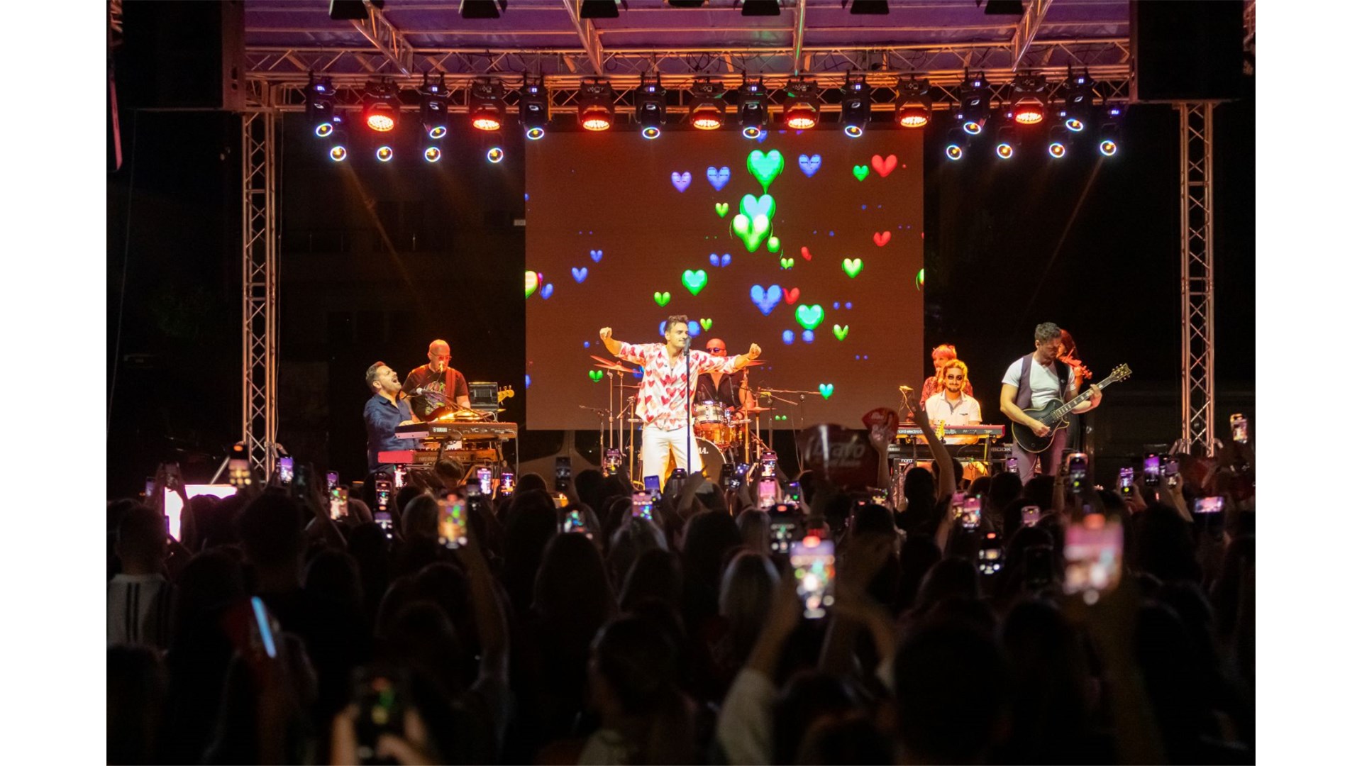 Adi Šoše održao koncert karijere u svom rodnom gradu FOTO