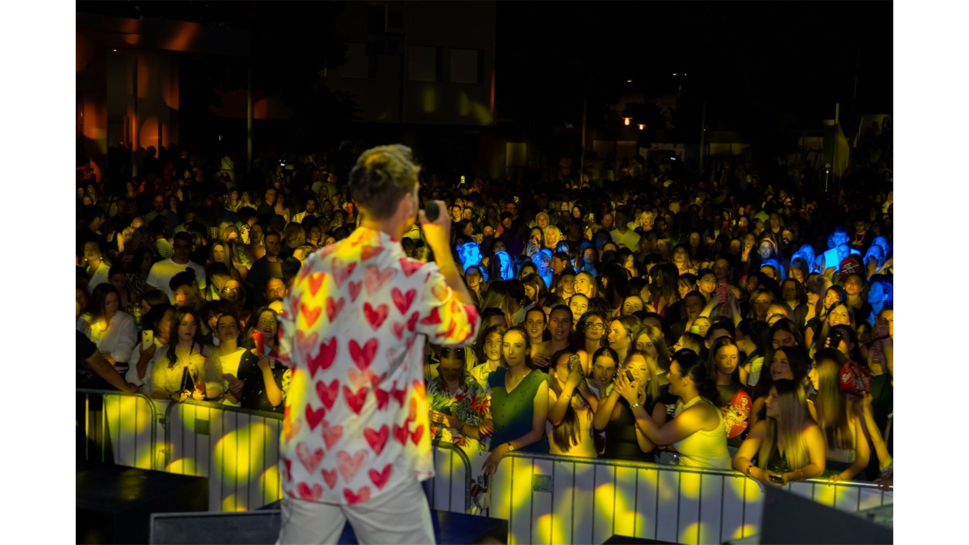 Adi Šoše održao koncert karijere u svom rodnom gradu FOTO