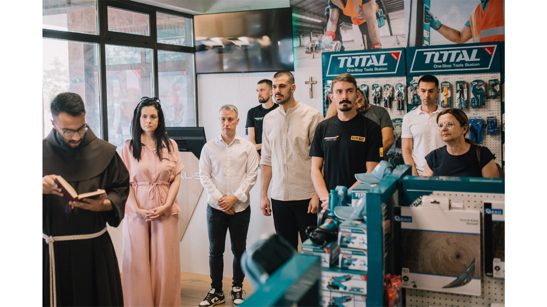 FOTO: U Širokom Brijegu otvorena prva specijalizirana trgovina za majstore i entuzijaste: Total-s nudi alate koji čine razliku