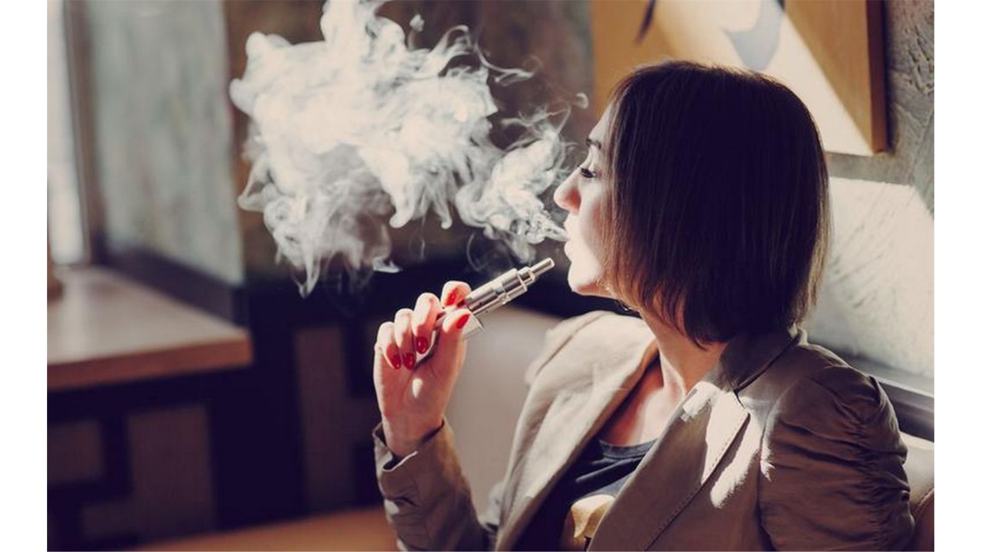 PORAŽAVAJUĆI PODACI - Najmanje 15 milijuna tinejdžera u svijetu koristi e-cigarete