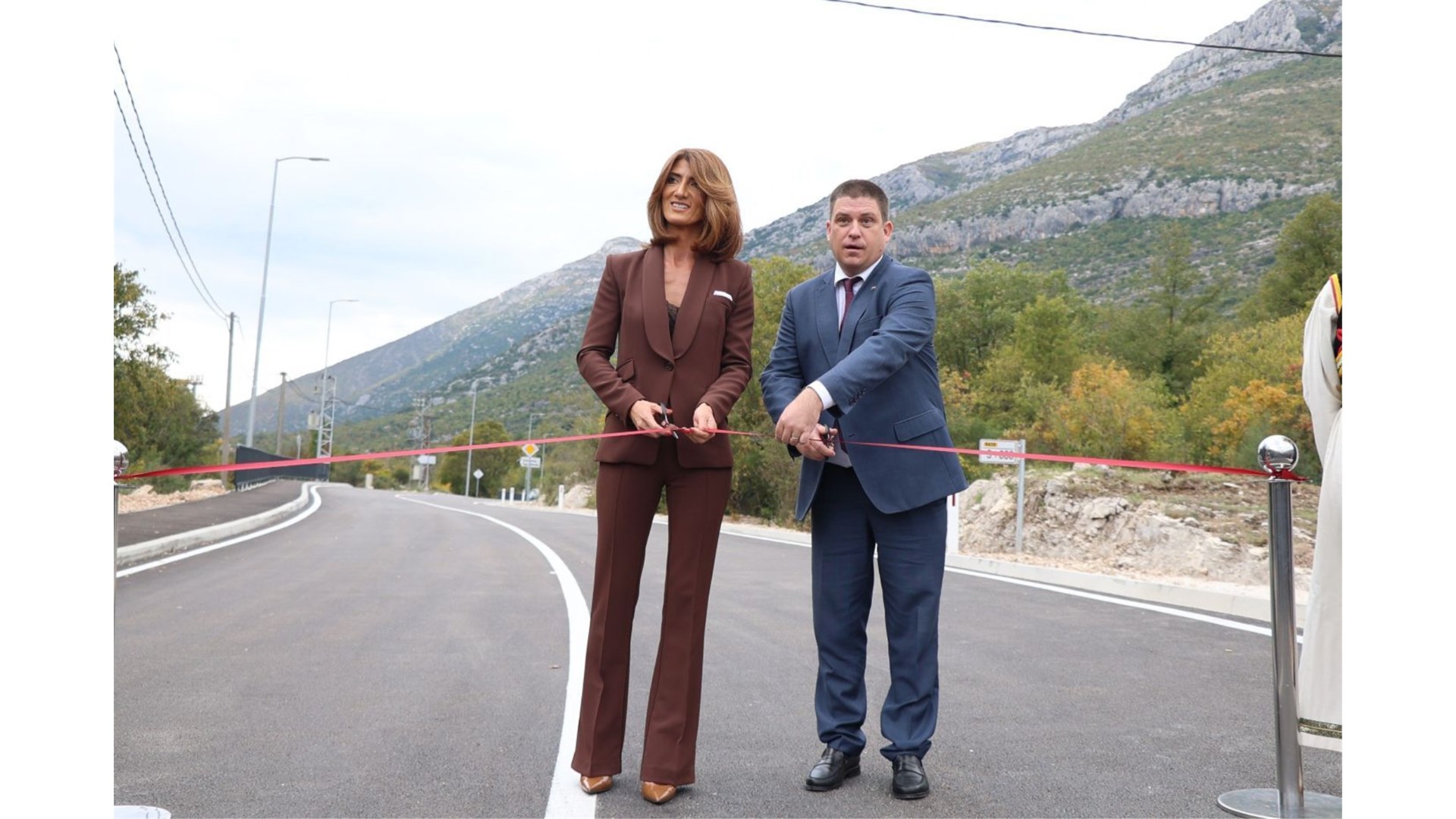 Butković: Hrvatska ulaže 32 milijuna eura u prometnu povezanost Hrvatske i BiH