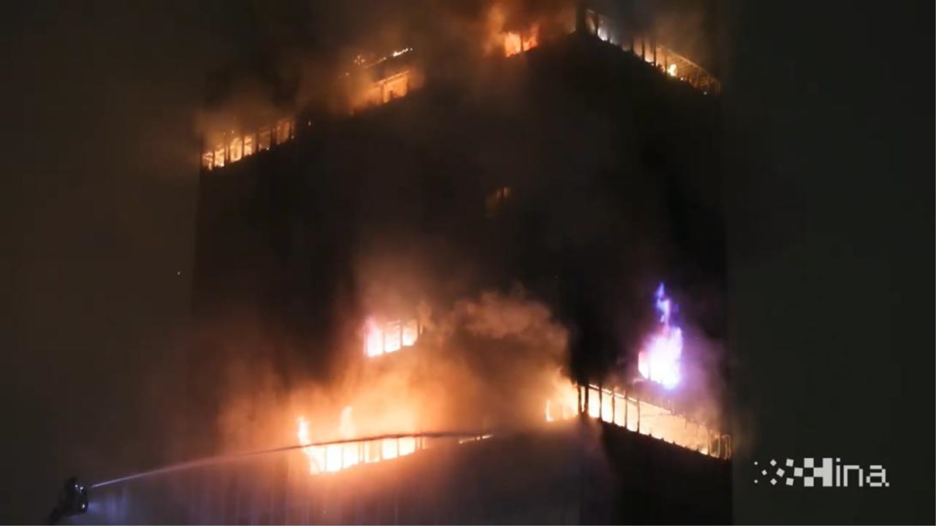 Gori Vjesnikov neboder u Zagrebu VIDEO