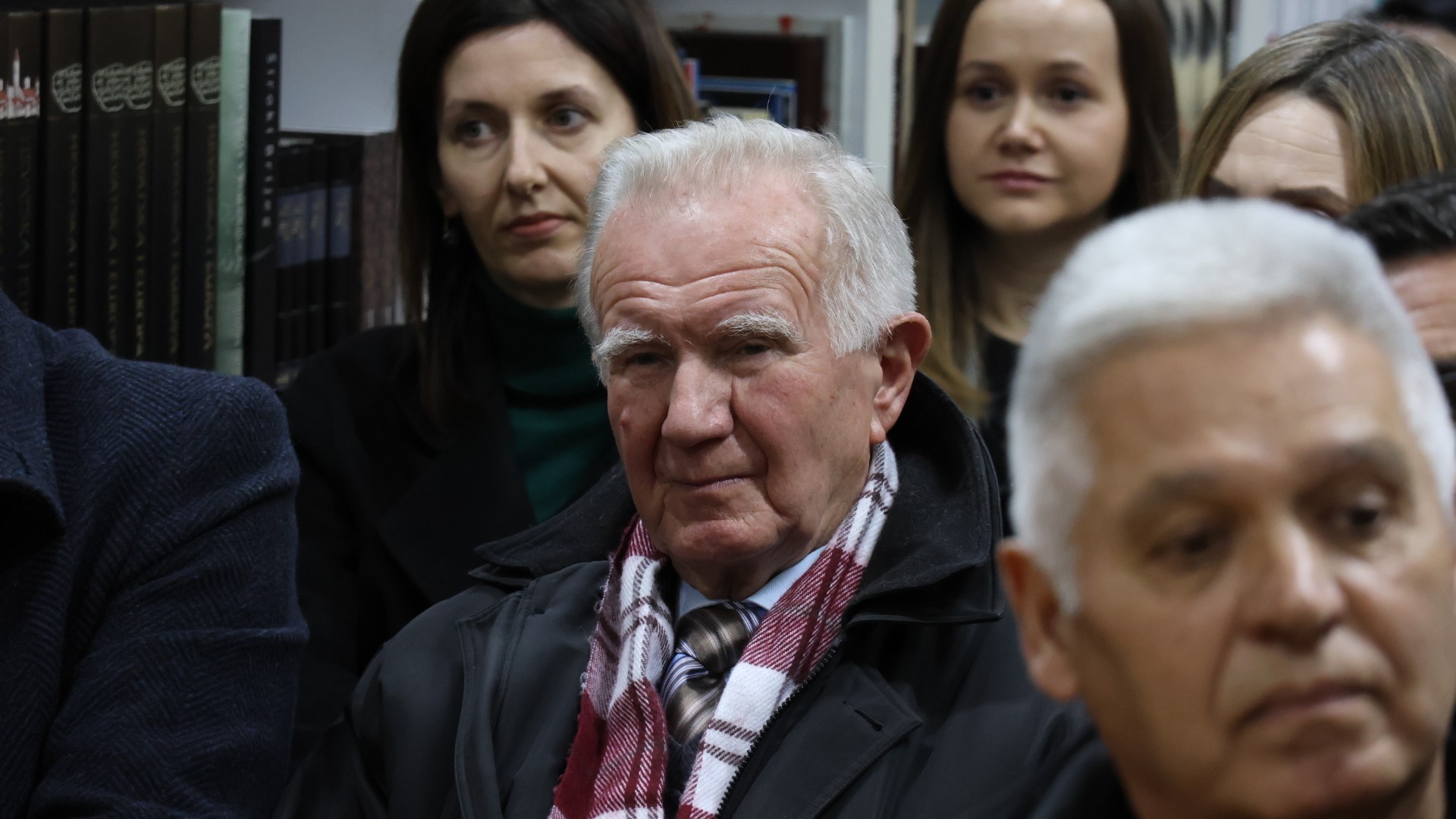 FOTO: Predstavljen Godišnjak MH Grude, dodjeljene i plakete dugogodišnjim suradnicima