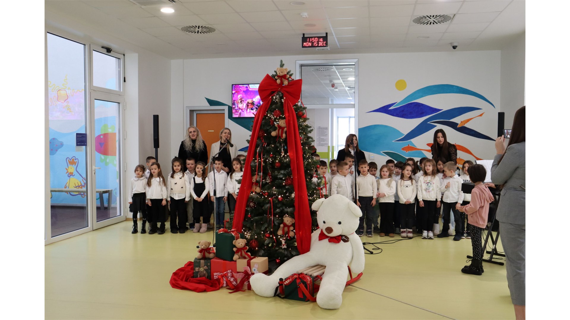 HT Eronet podržao otvaranje knjižnice na Pedijatriji SKB-a Mostar