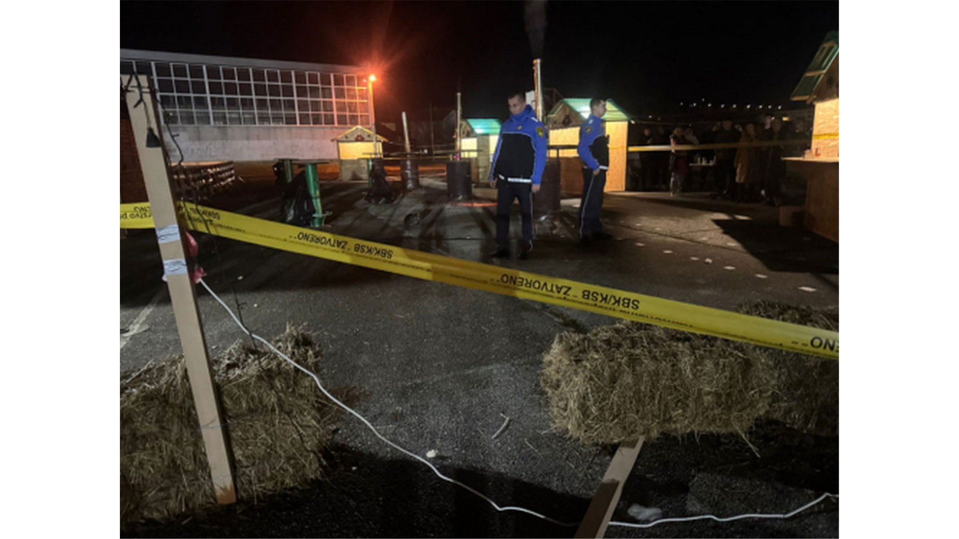 U USKOPLJU ZABRANJEN ADVENT! Inspekcija i policija rastjerali djecu i roditelje!