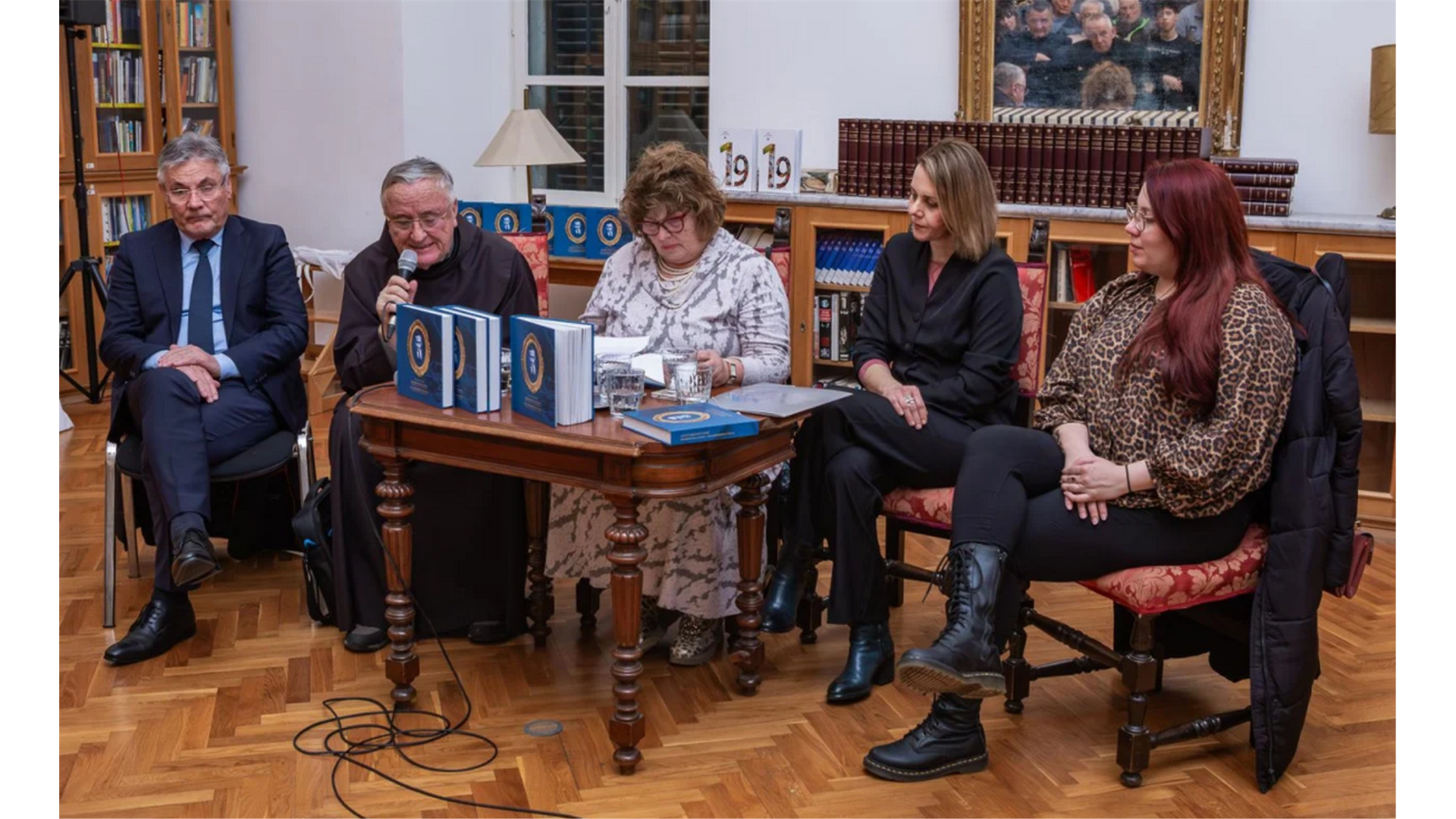 DUBROVNIK: Predstavljen ukoričeni izbor pjesama Antuna Branka Šimića na 18 svjetskih jezika: ''Bio je jedan od najoriginalnijih hrvatskih pjesnika, a ovo je njegov povratak u Dubrovnik!''