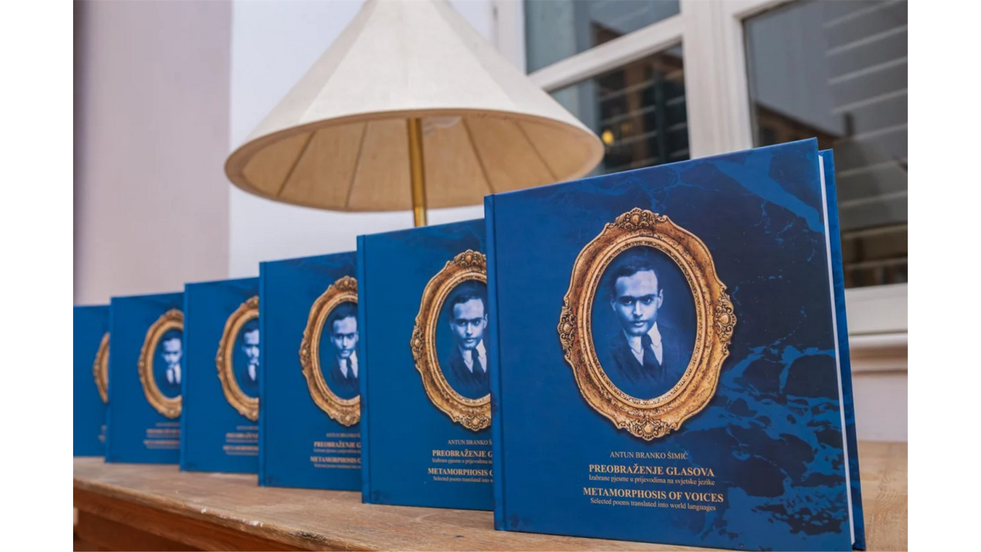 DUBROVNIK: Predstavljen ukoričeni izbor pjesama Antuna Branka Šimića na 18 svjetskih jezika: ''Bio je jedan od najoriginalnijih hrvatskih pjesnika, a ovo je njegov povratak u Dubrovnik!''